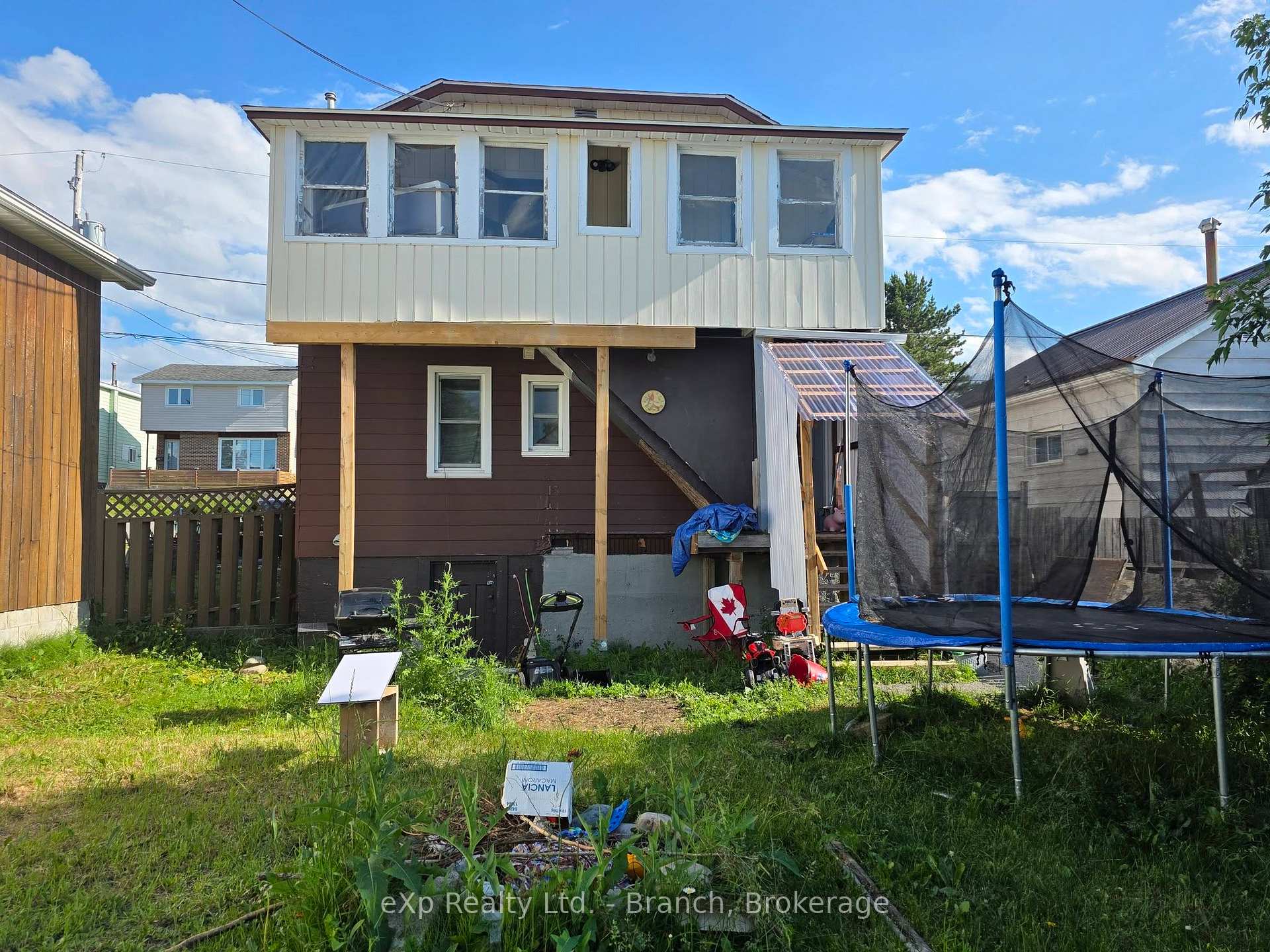 Photo 21 of 30 Rowan Avenue, Kirkland Lake — HOMEH