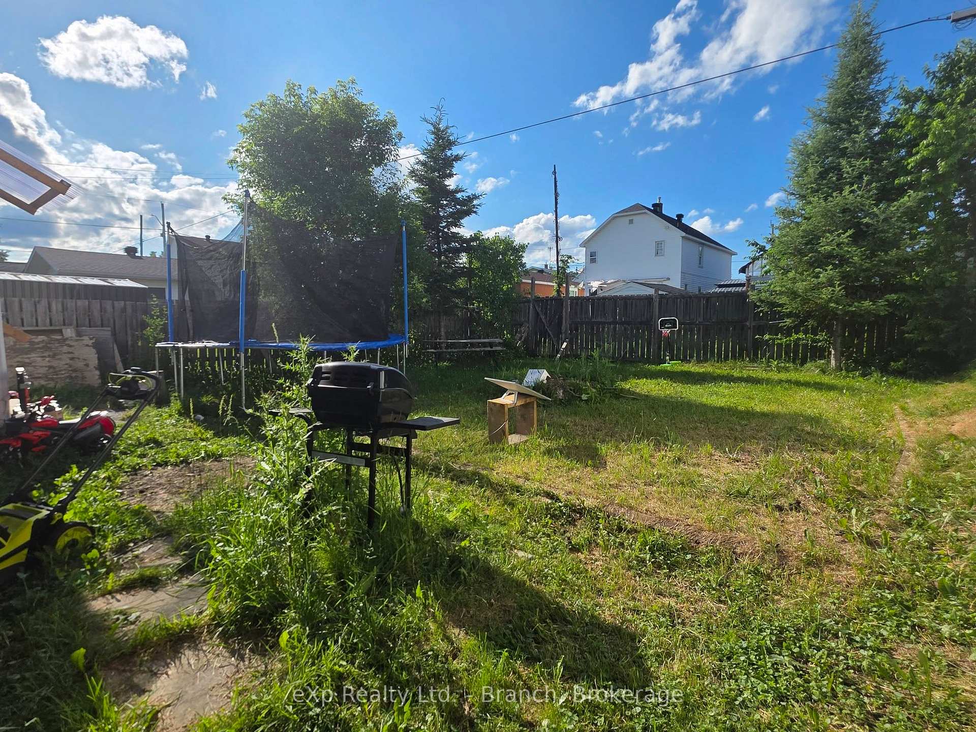 Photo 22 of 30 Rowan Avenue, Kirkland Lake — HOMEH