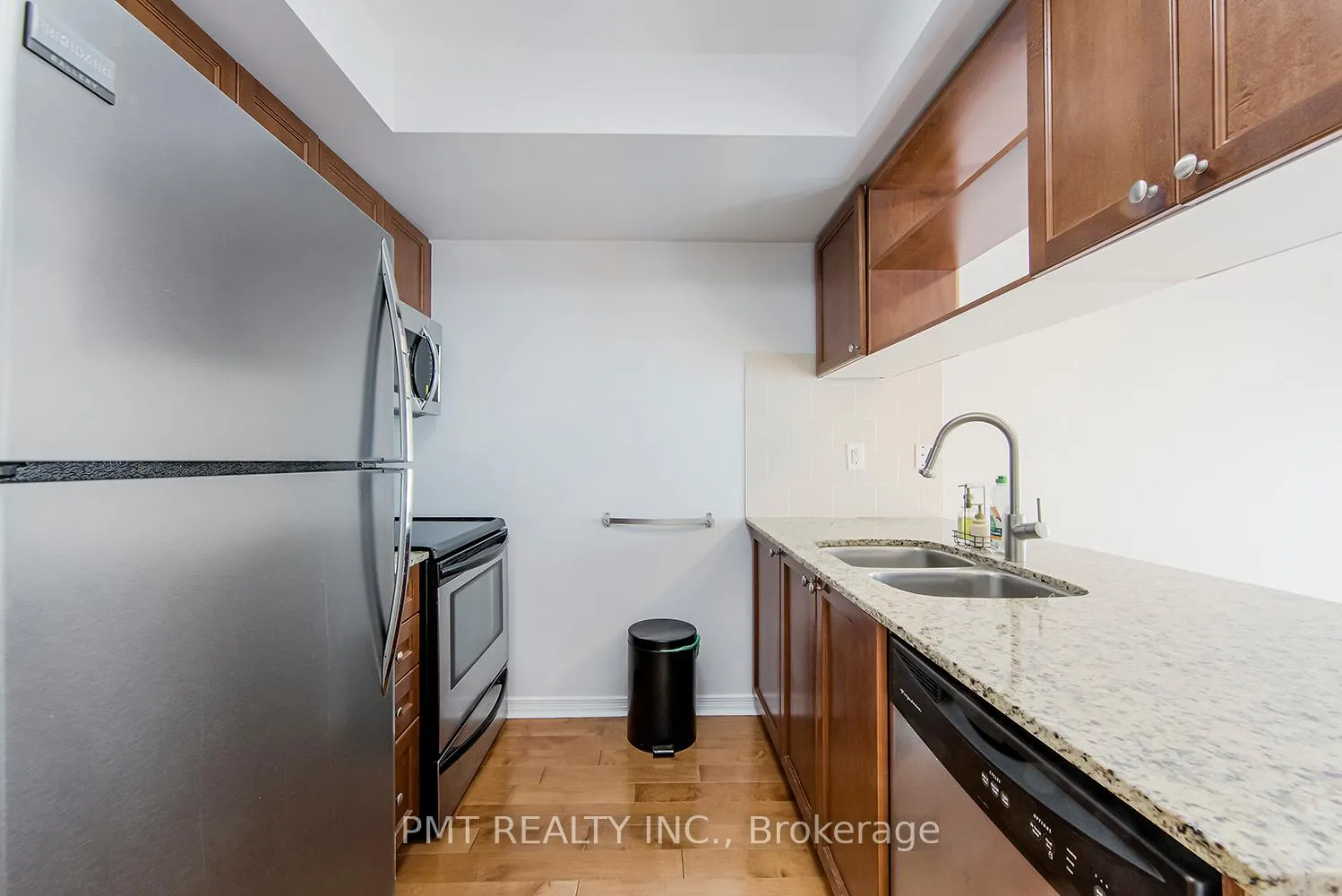 Photo 6 of Unit 3, 5 Frances Loring Lane, Toronto, South Riverdale — HOMEH