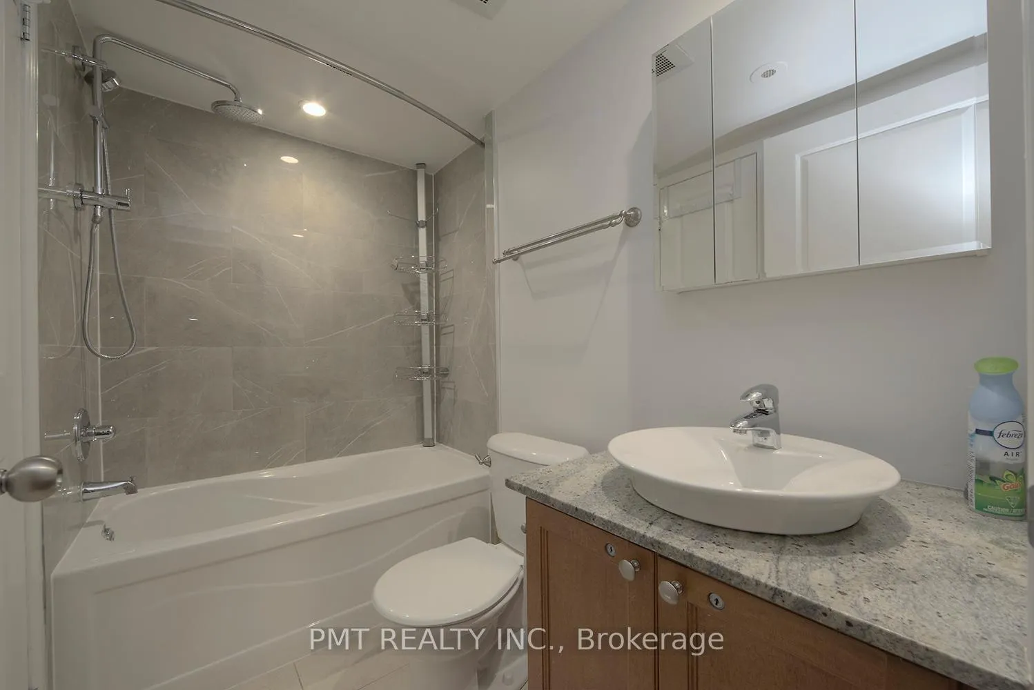 Photo 16 of Unit 3, 5 Frances Loring Lane, Toronto, South Riverdale — HOMEH