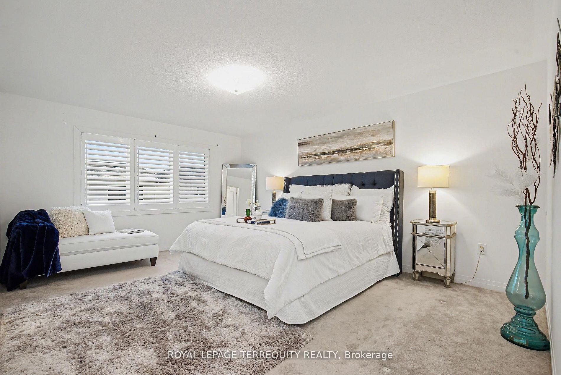 Photo 24 of 39 Crows Nest Lane, Clarington, Bowmanville — HOMEH