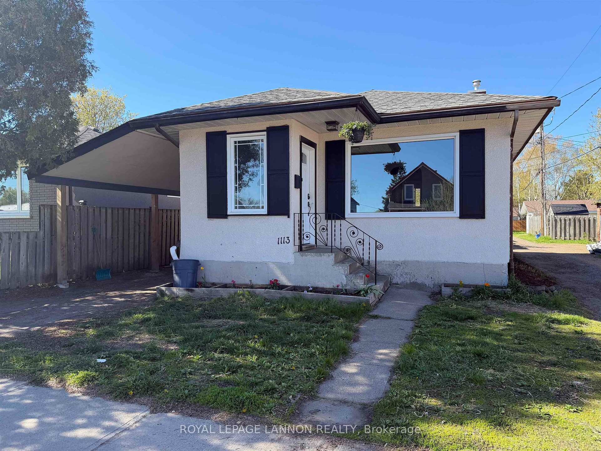Photo 1 of 1113 Walsh Street, Thunder Bay, Hyde Park — HOMEH