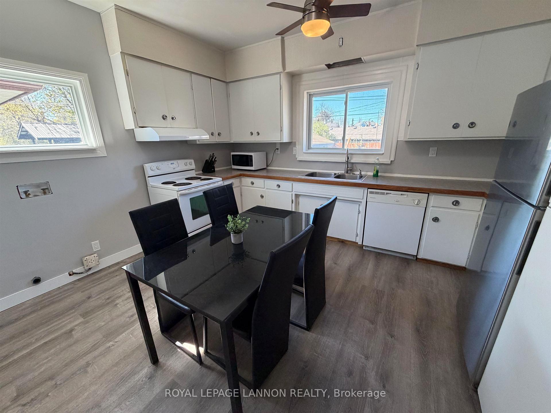 Photo 15 of 1113 Walsh Street, Thunder Bay, Hyde Park — HOMEH
