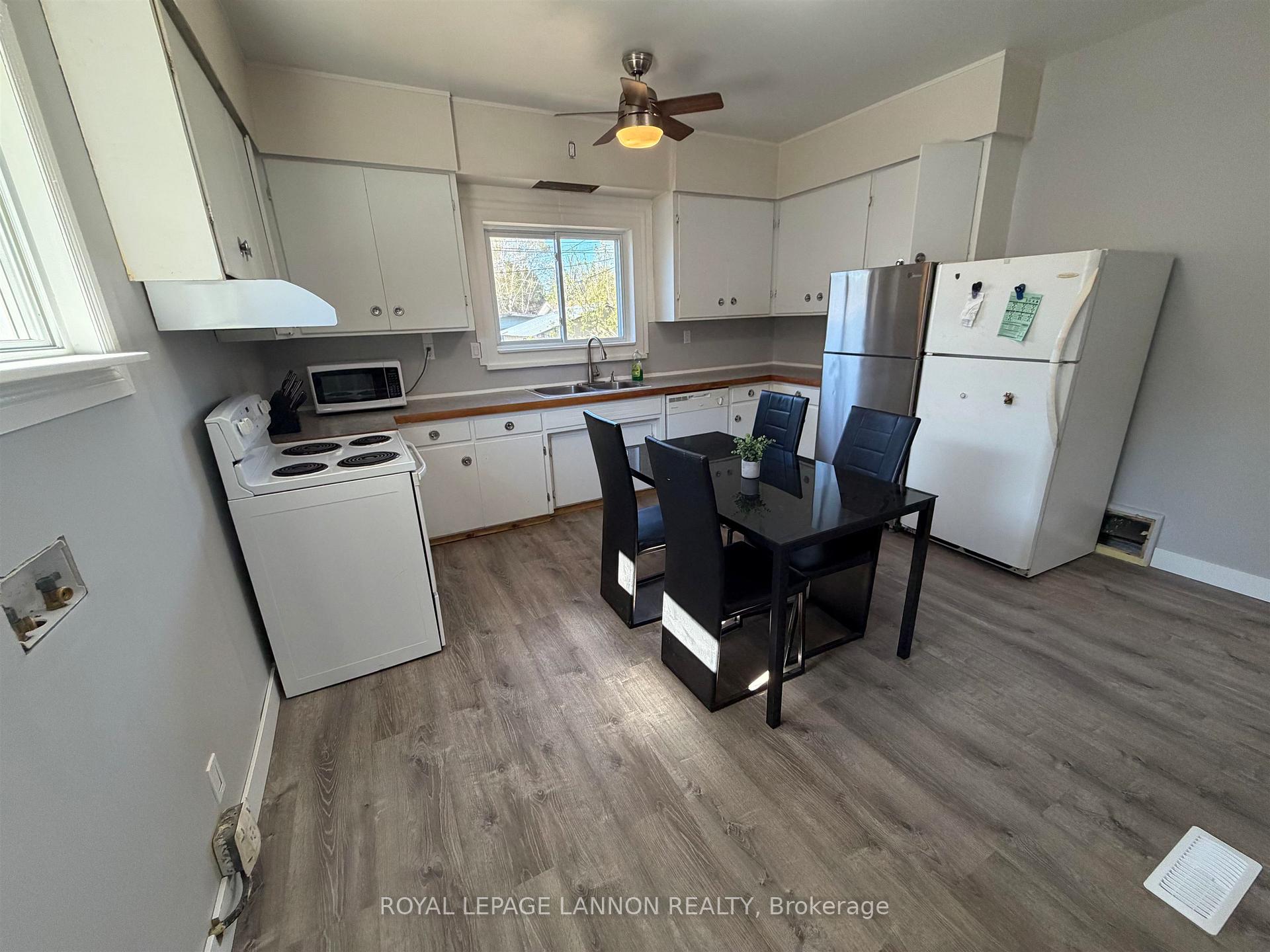 Photo 16 of 1113 Walsh Street, Thunder Bay, Hyde Park — HOMEH
