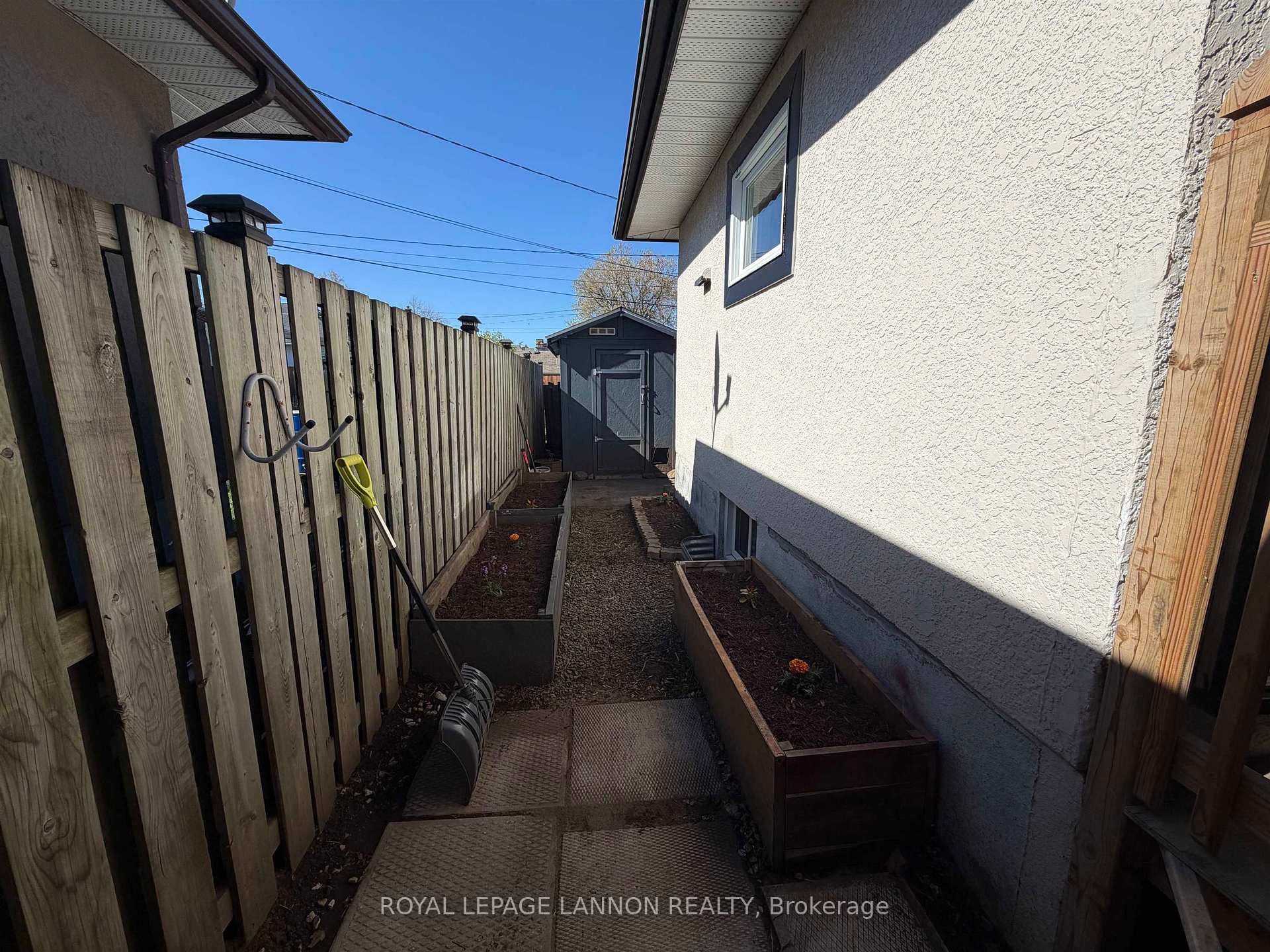 Photo 36 of 1113 Walsh Street, Thunder Bay, Hyde Park — HOMEH