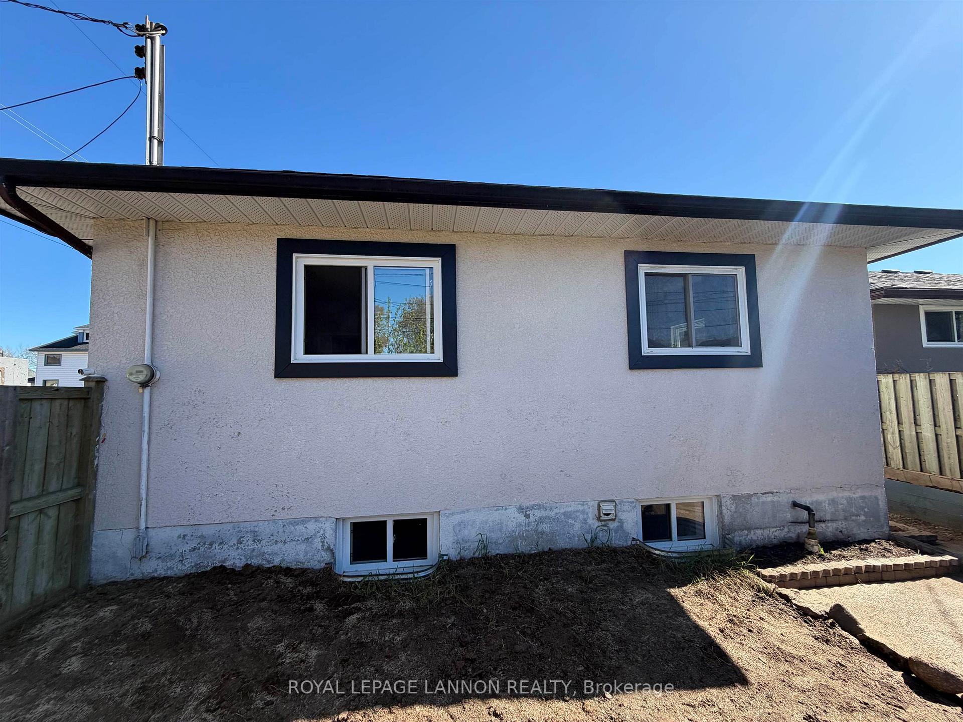 Photo 41 of 1113 Walsh Street, Thunder Bay, Hyde Park — HOMEH