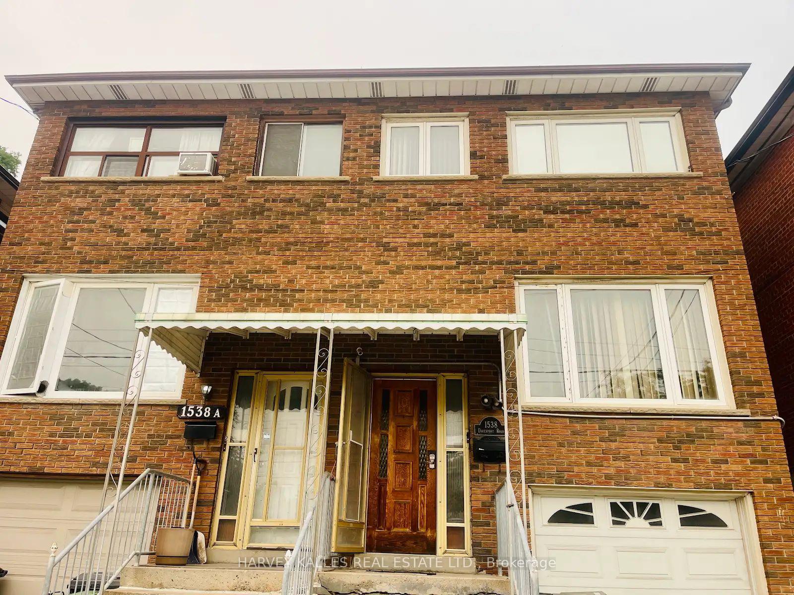 Front of Unit Lower, 1538 Davenport Road