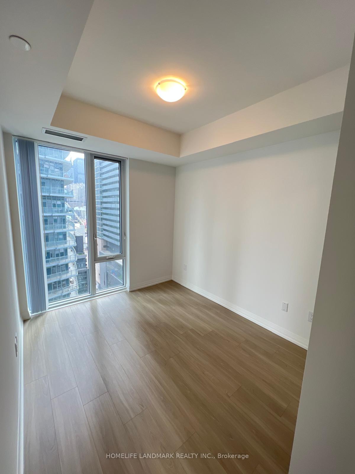 Photo 3 of Unit 1907, 8 Widmer Street, Toronto, Waterfront Communities — HOMEH