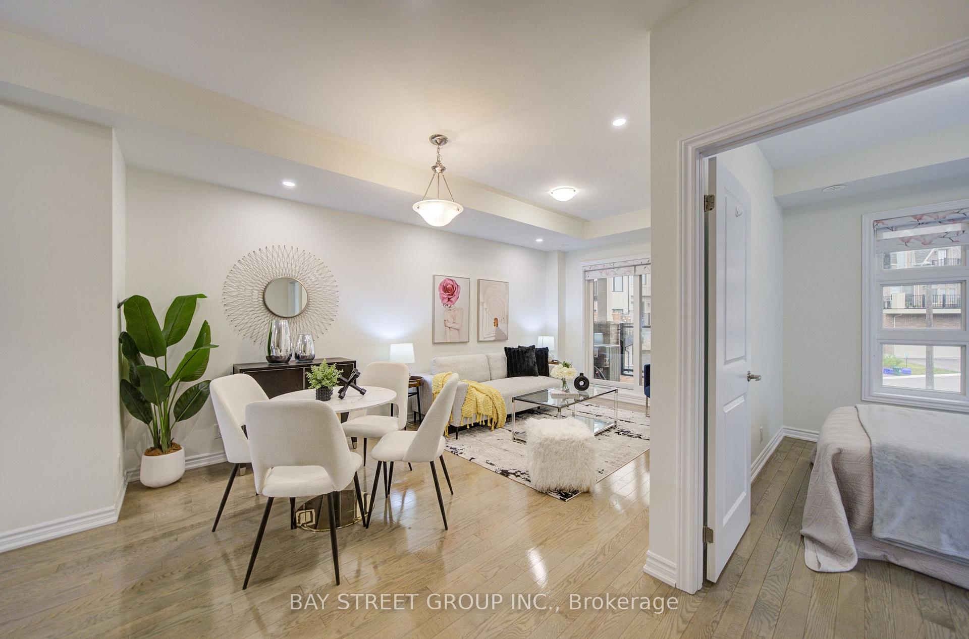 Photo 6 of 7 Schmidt Lane, Markham, Angus Glen — HOMEH