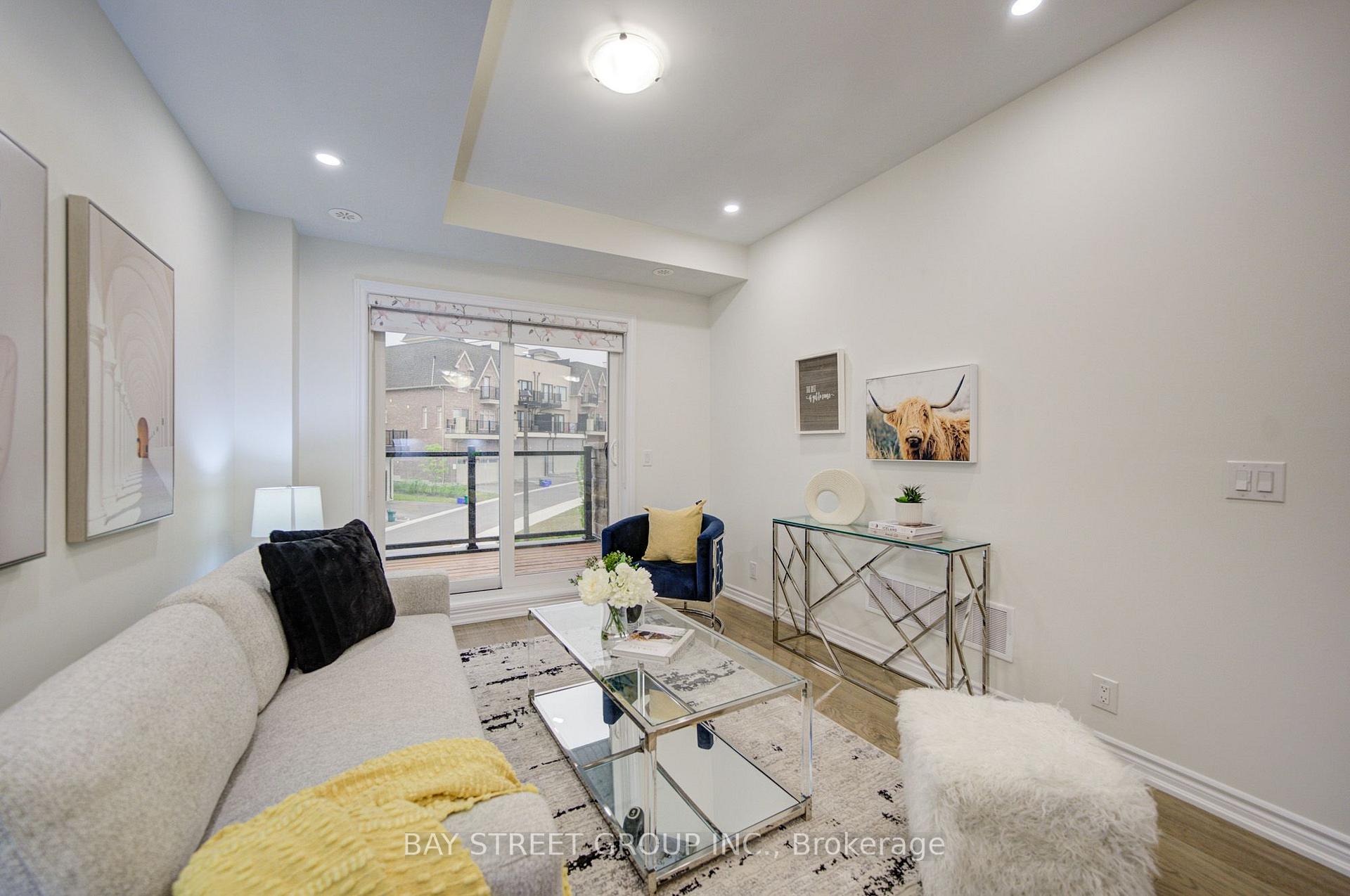Photo 17 of 7 Schmidt Lane, Markham, Angus Glen — HOMEH