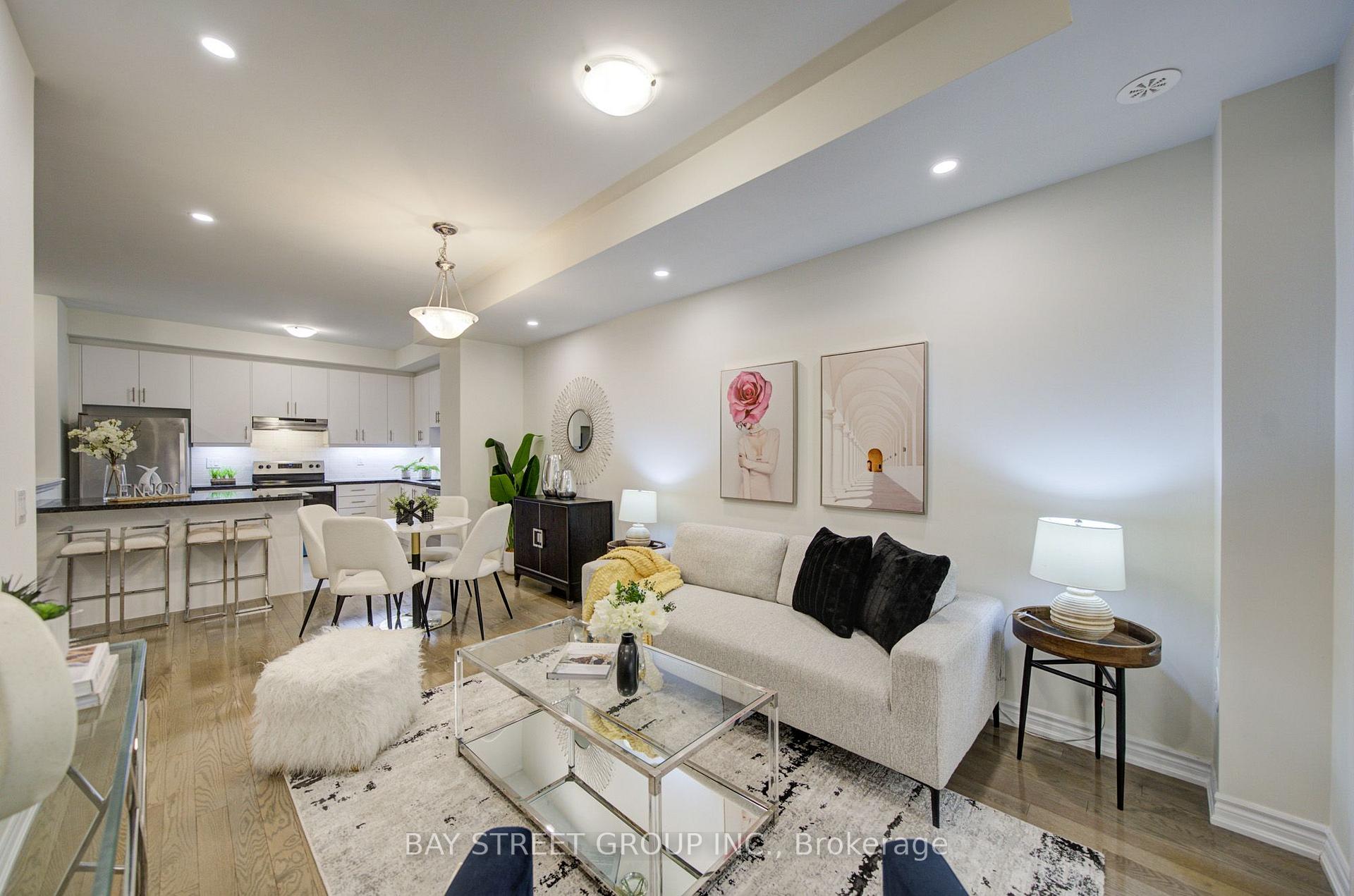 Photo 18 of 7 Schmidt Lane, Markham, Angus Glen — HOMEH