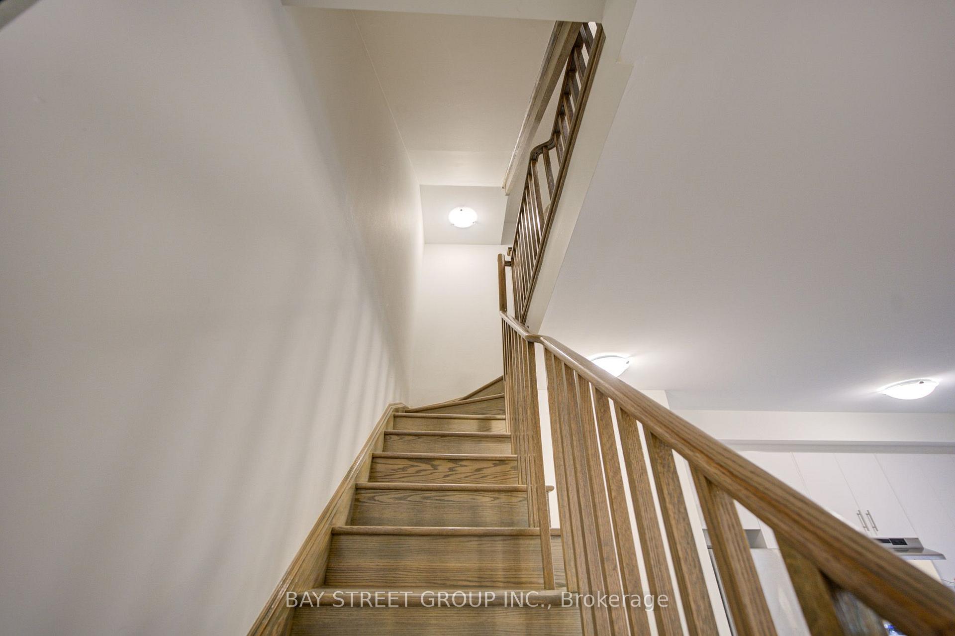 Photo 25 of 7 Schmidt Lane, Markham, Angus Glen — HOMEH
