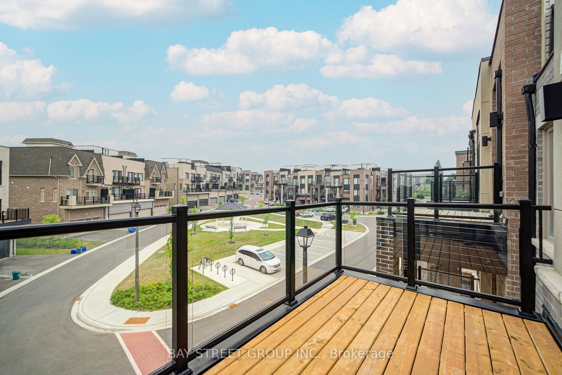 Photo 34 of 7 Schmidt Lane, Markham, Angus Glen — HOMEH