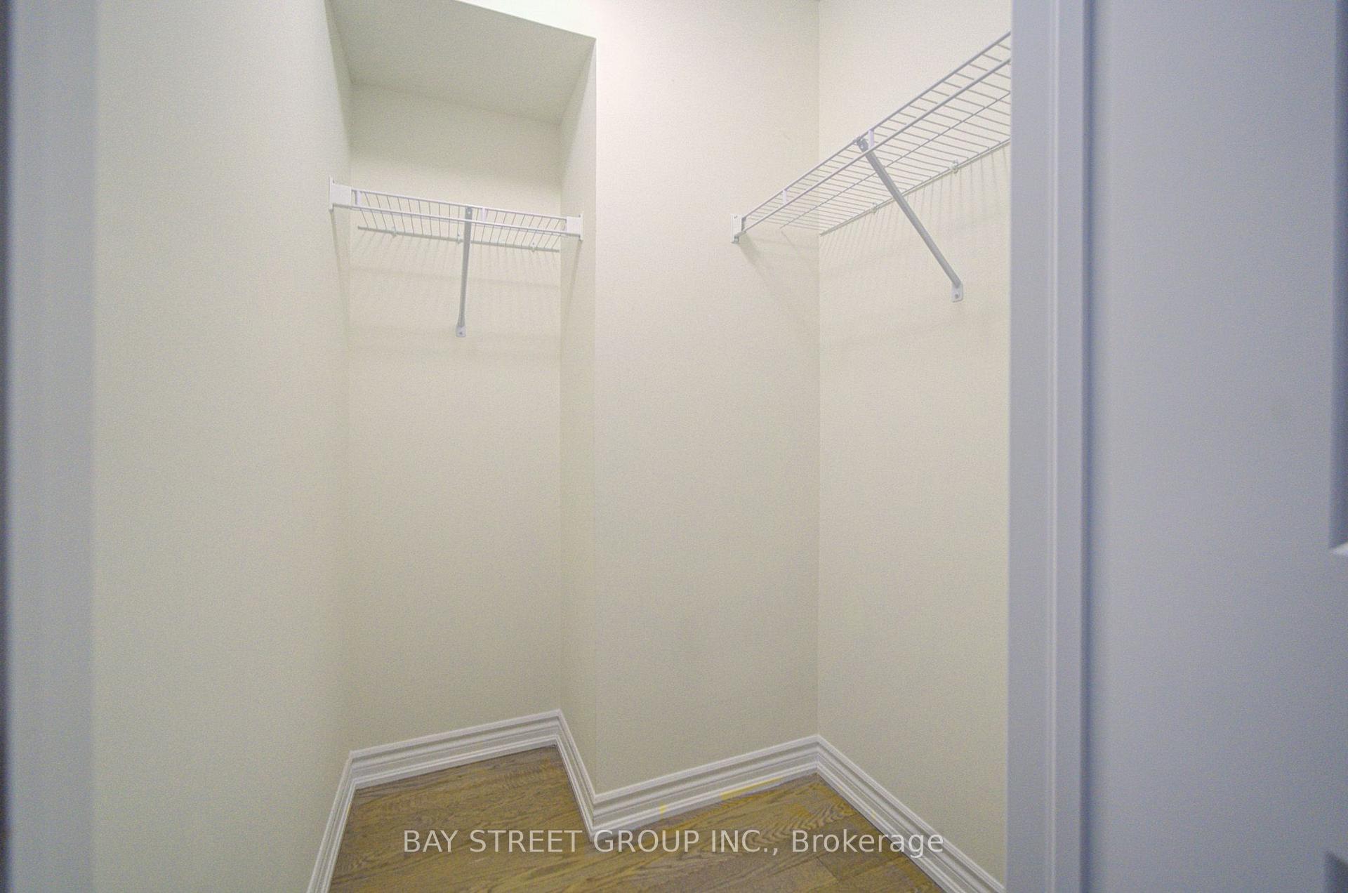 Photo 38 of 7 Schmidt Lane, Markham, Angus Glen — HOMEH
