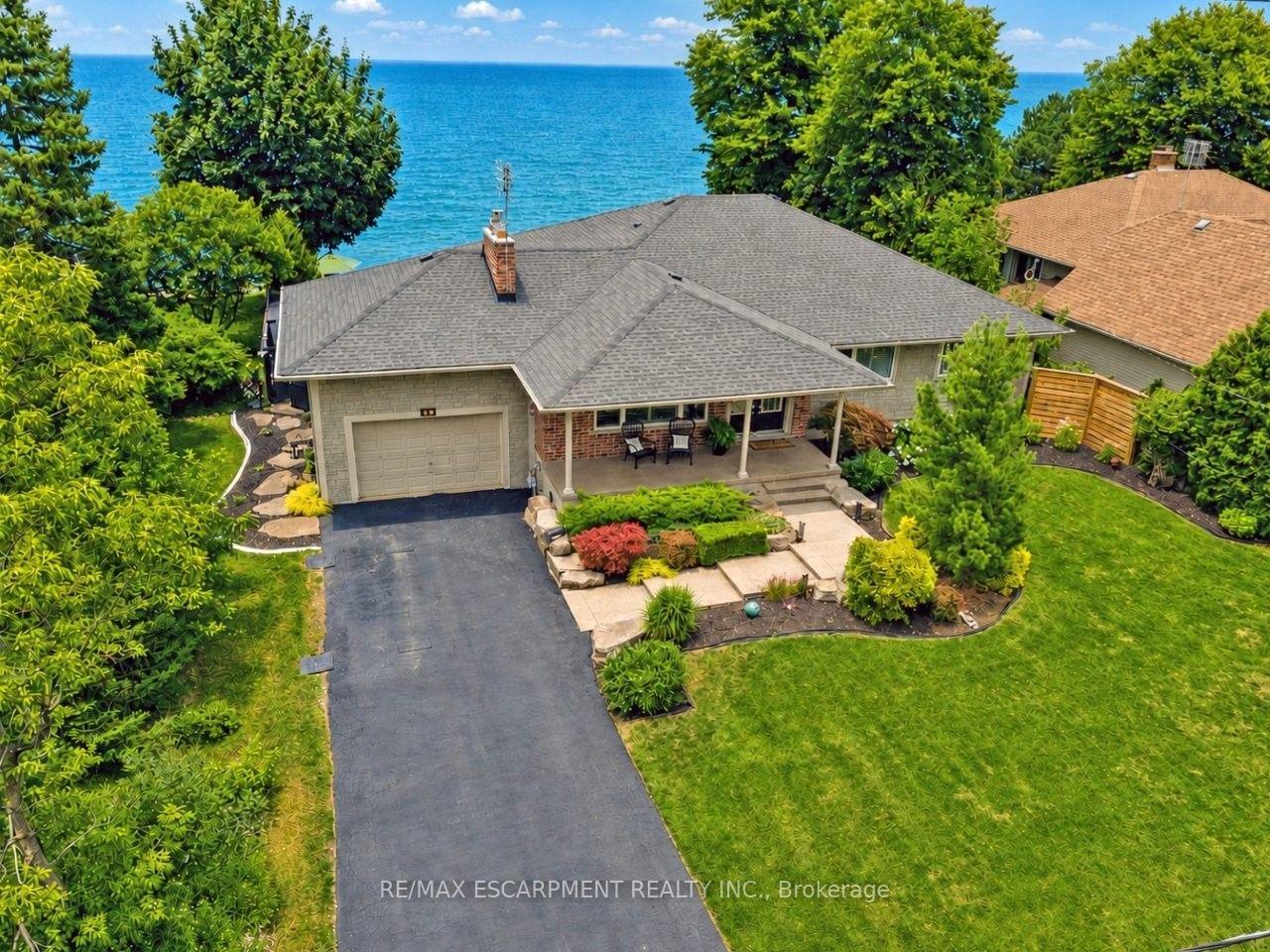 Photo 1 of 42 Lakeside Drive, Grimsby, Grimsby Beach — HOMEH