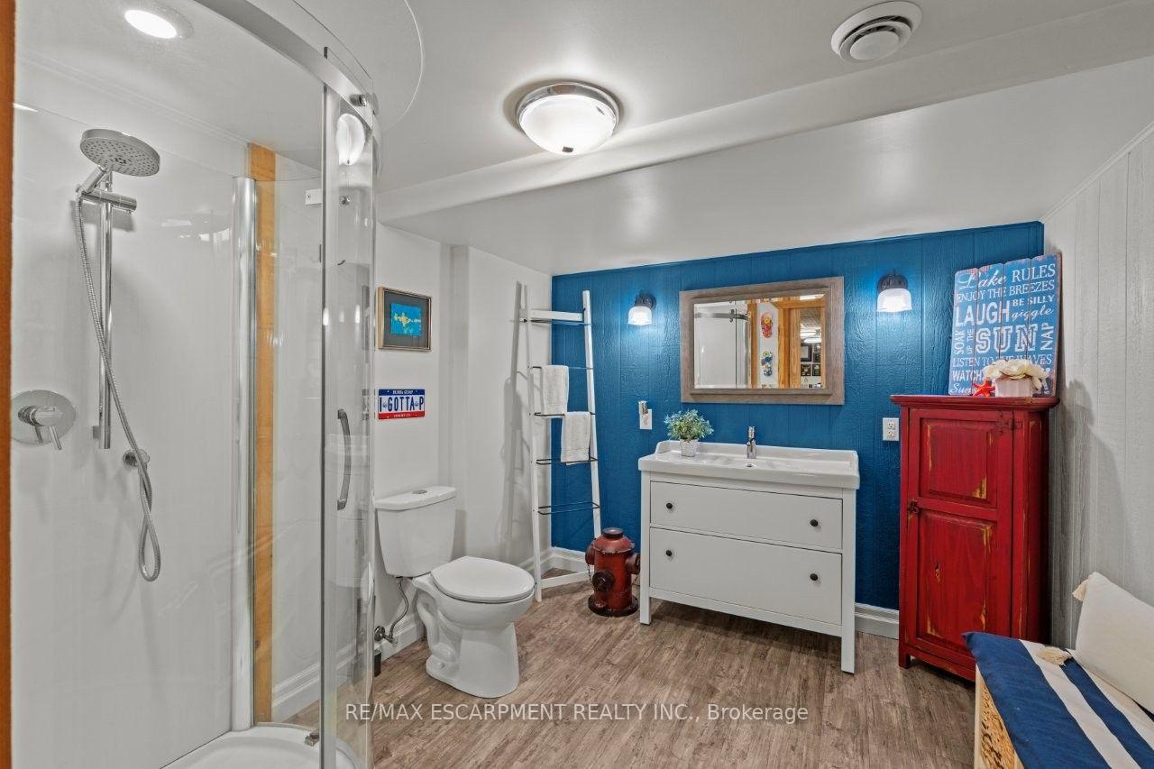 Photo 27 of 42 Lakeside Drive, Grimsby, Grimsby Beach — HOMEH