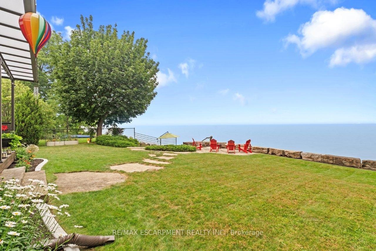 Photo 32 of 42 Lakeside Drive, Grimsby, Grimsby Beach — HOMEH