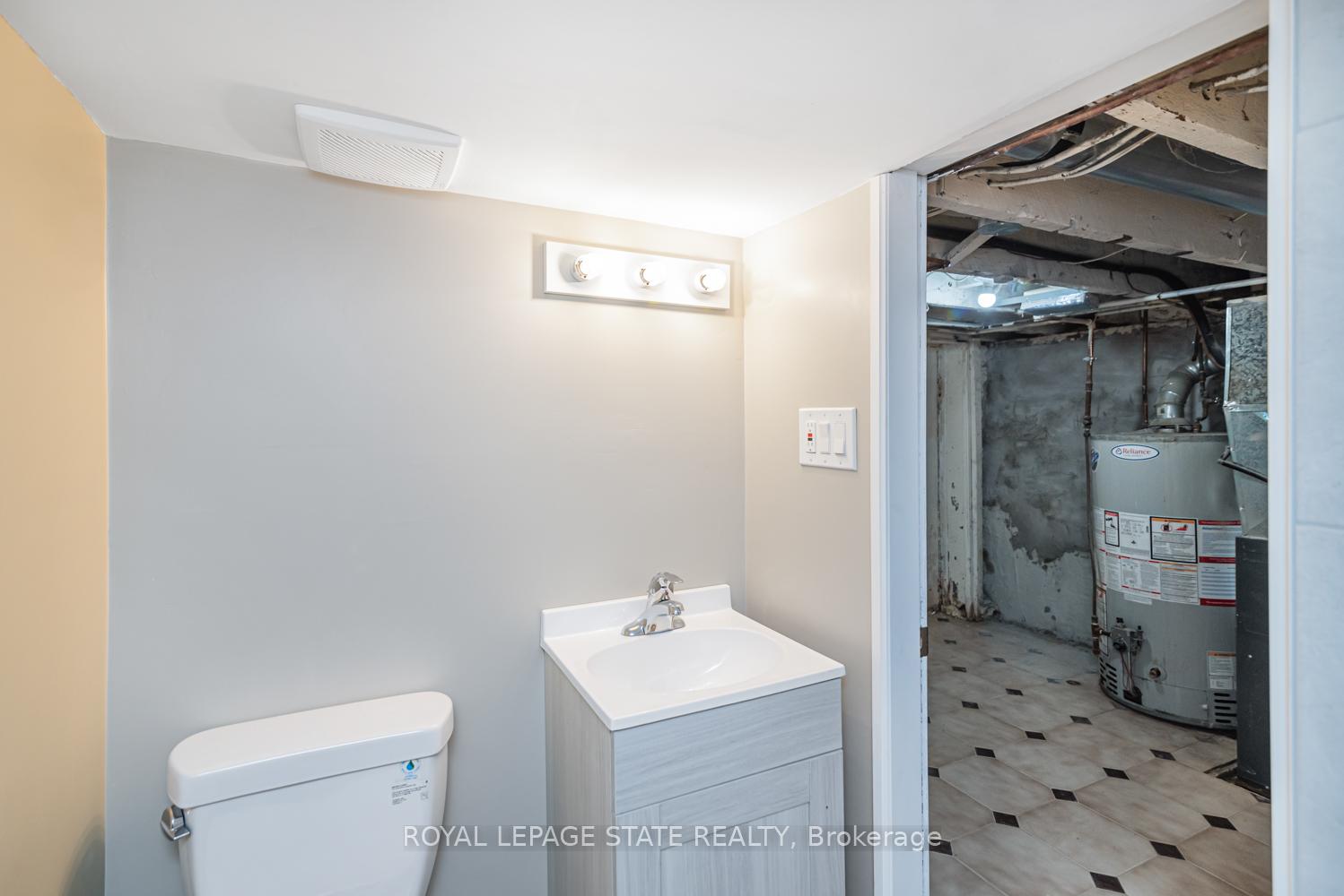 Photo 37 of 60 Keith Street, Hamilton, Industrial Sector — HOMEH
