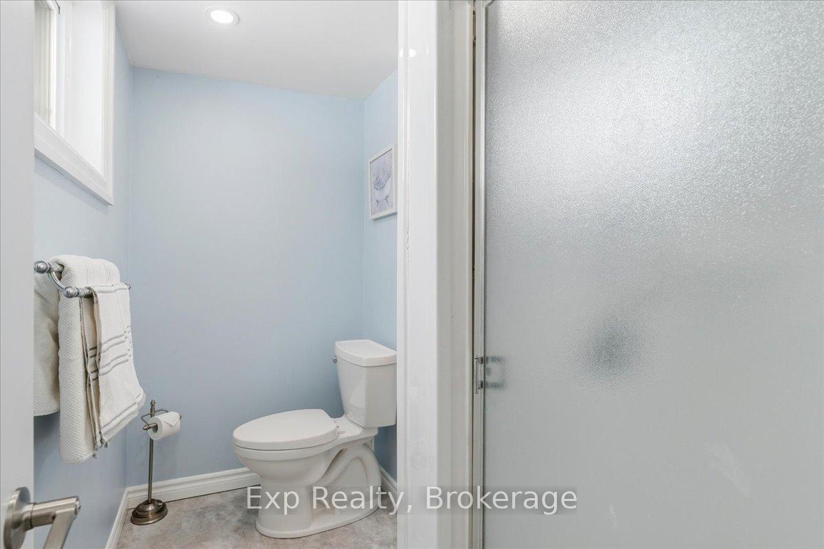 Photo 18 of 15 Thorncliffe Drive, Belleville, Belleville Ward — HOMEH