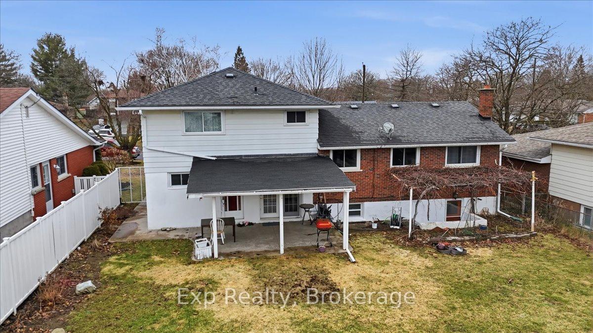 Photo 39 of 15 Thorncliffe Drive, Belleville, Belleville Ward — HOMEH