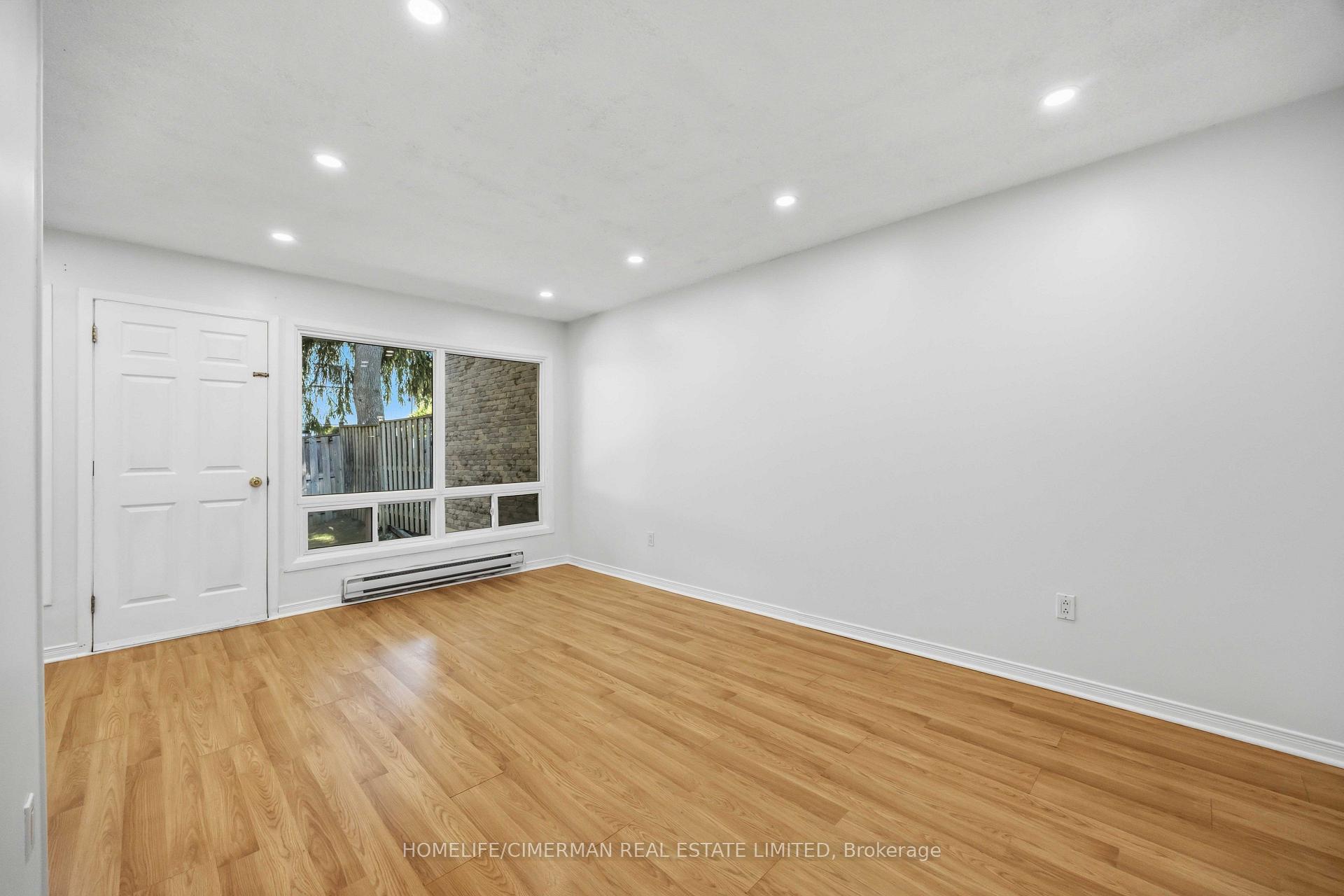 Photo 5 of Unit 151, 142 Thorny Vineway, North York, Bayview Village — HOMEH