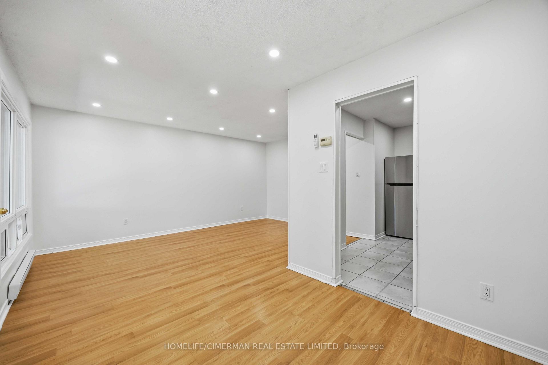 Photo 8 of Unit 151, 142 Thorny Vineway, North York, Bayview Village — HOMEH