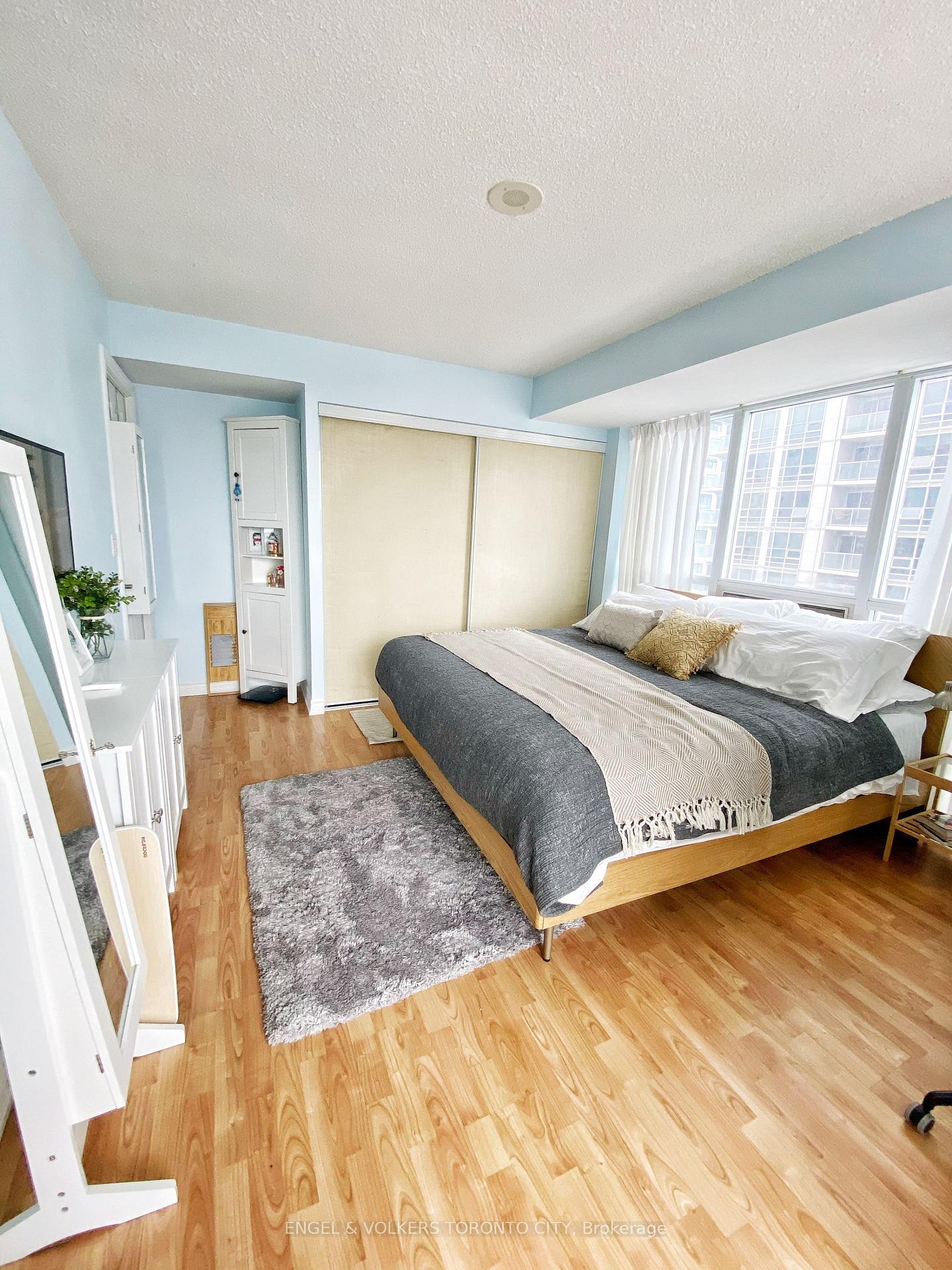 Photo 37 of Unit 2302, 761 Bay Street, Toronto, Bay Street Corridor — HOMEH