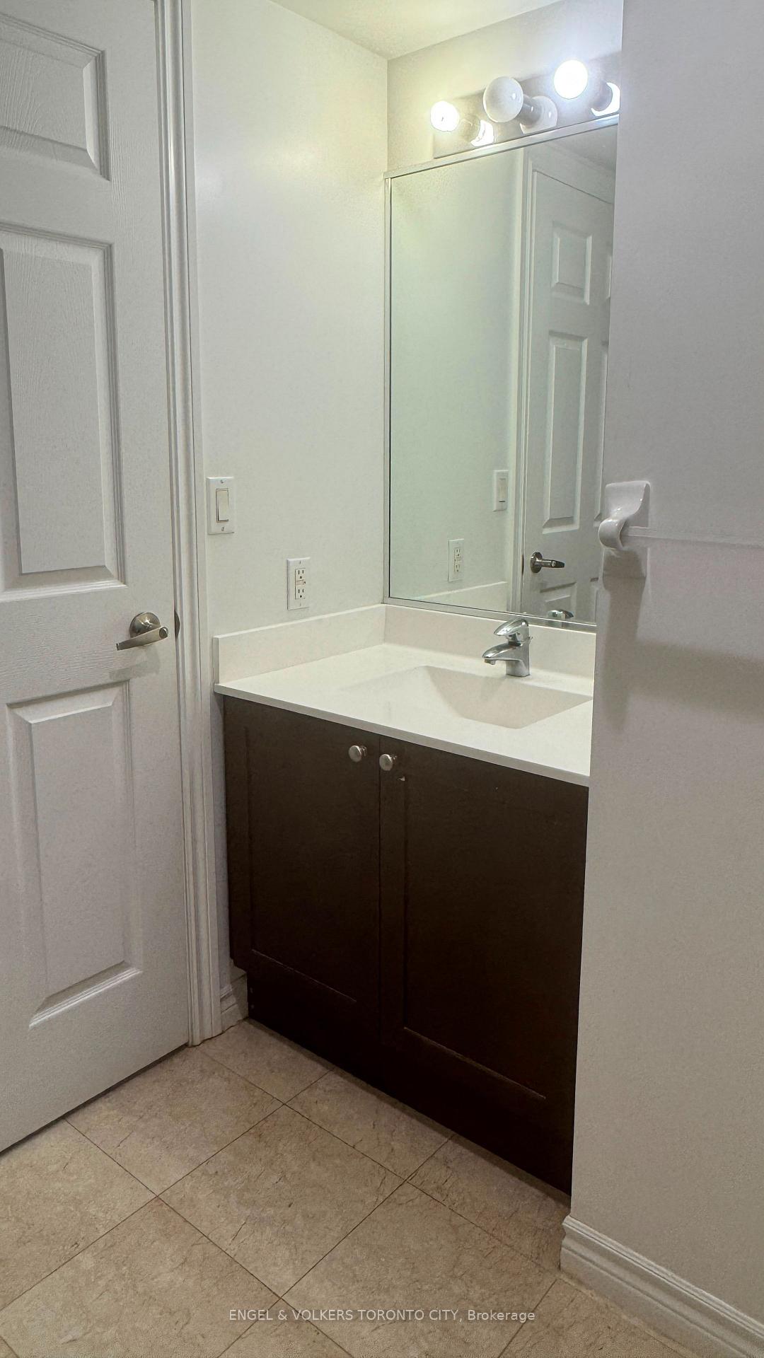 Photo 38 of Unit 2302, 761 Bay Street, Toronto, Bay Street Corridor — HOMEH