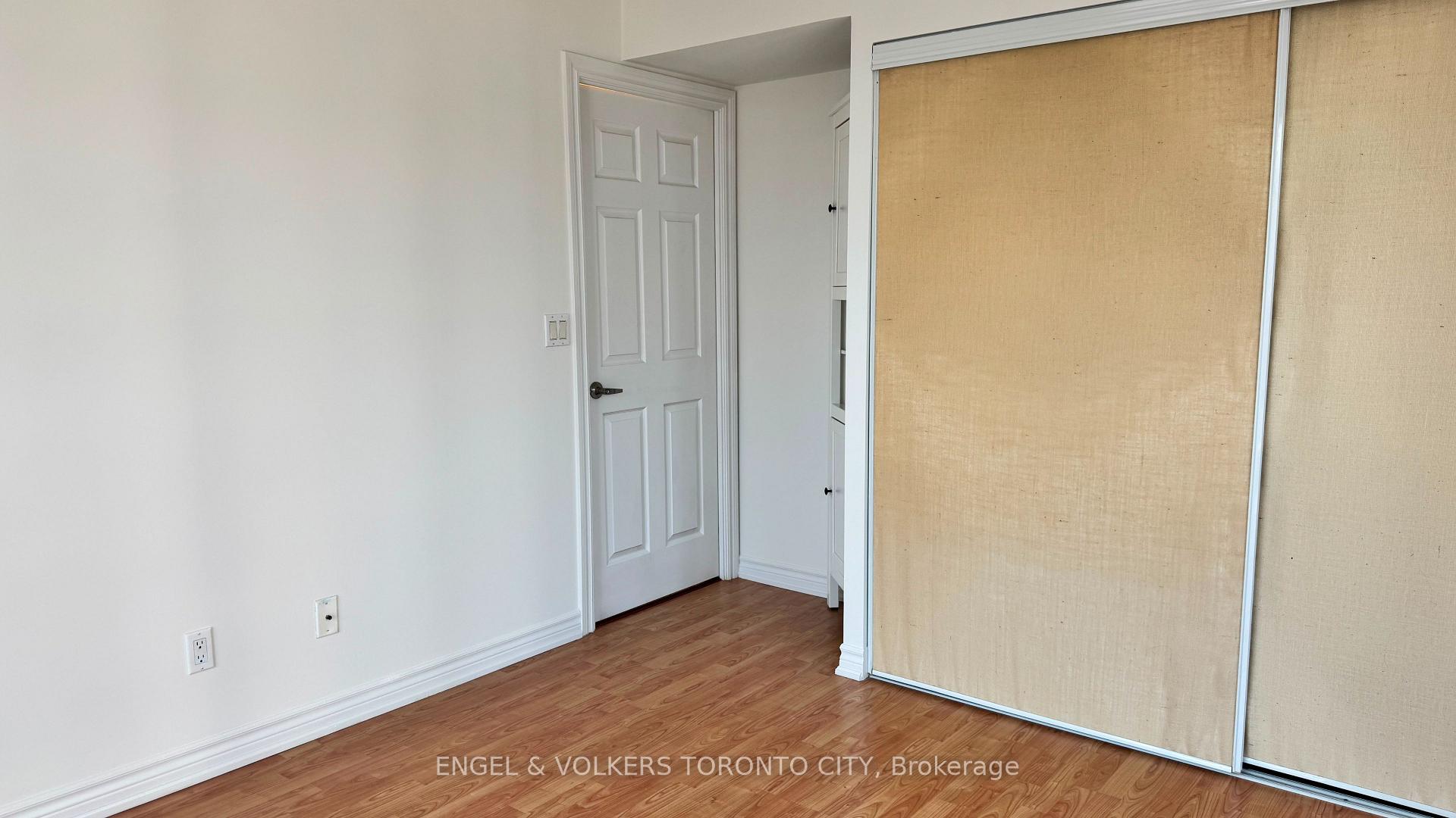 Photo 44 of Unit 2302, 761 Bay Street, Toronto, Bay Street Corridor — HOMEH