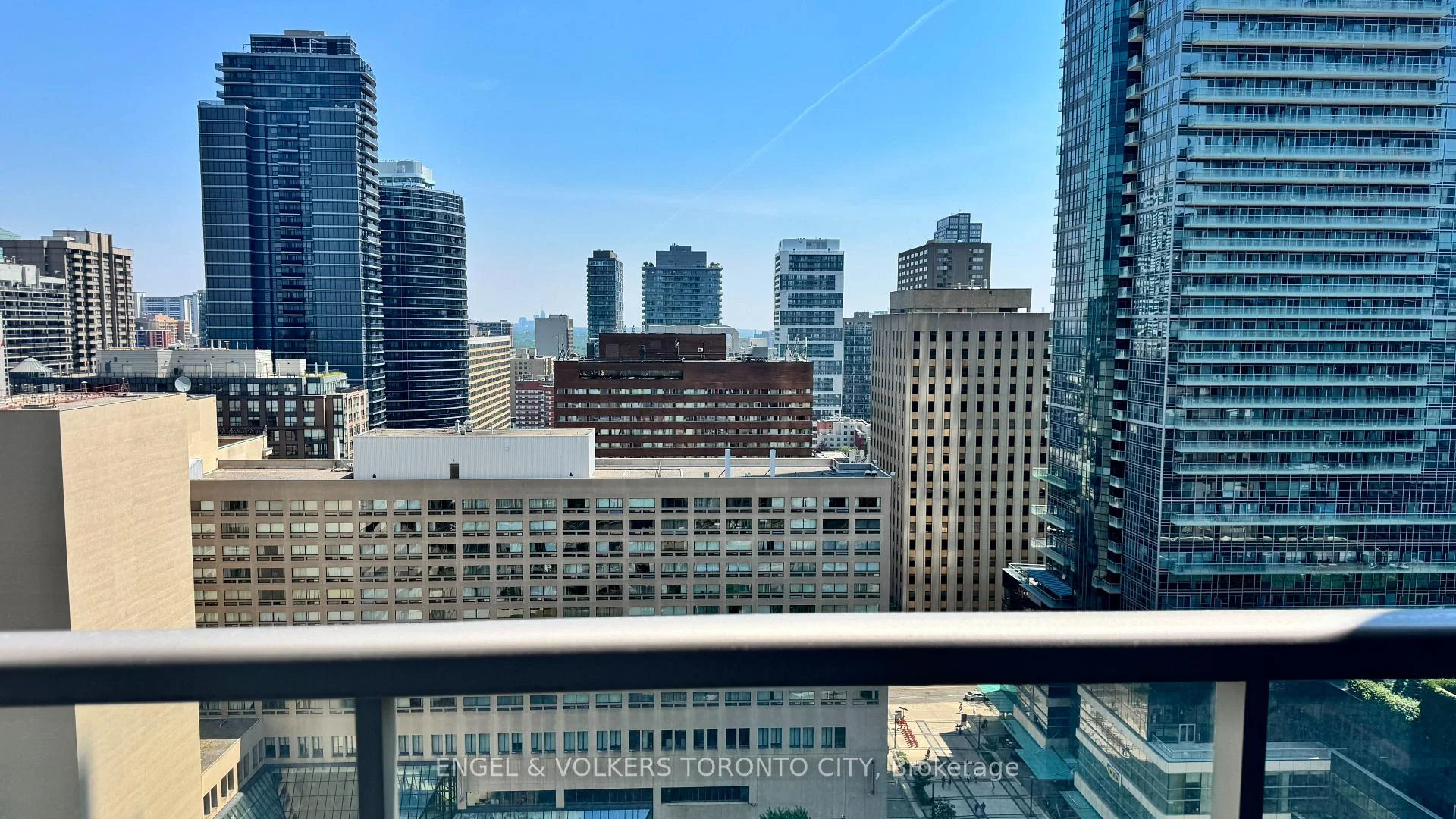 Photo 2 of Unit 2302, 761 Bay Street, Toronto, Bay Street Corridor — HOMEH