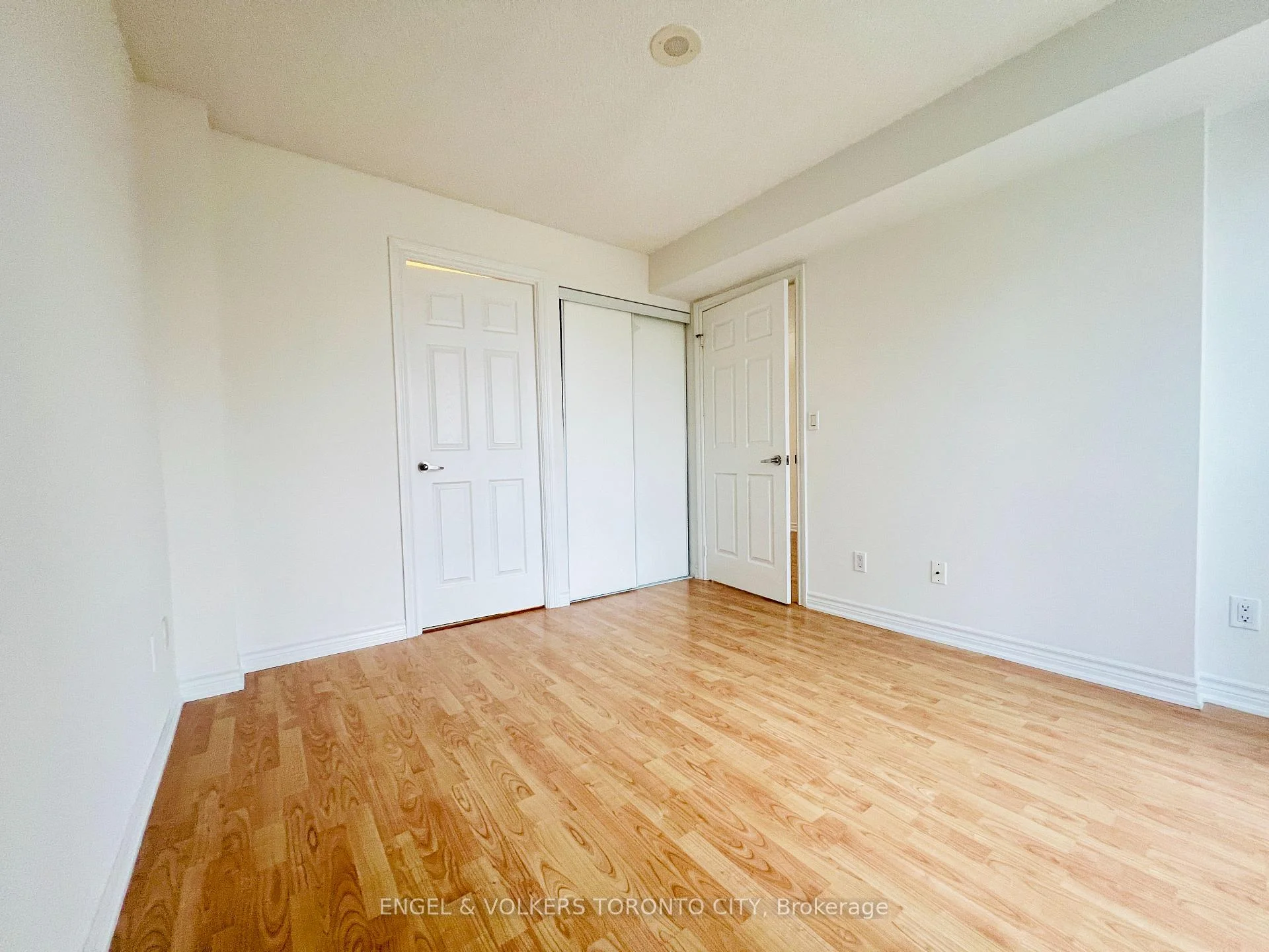 Photo 13 of Unit 2302, 761 Bay Street, Toronto, Bay Street Corridor — HOMEH