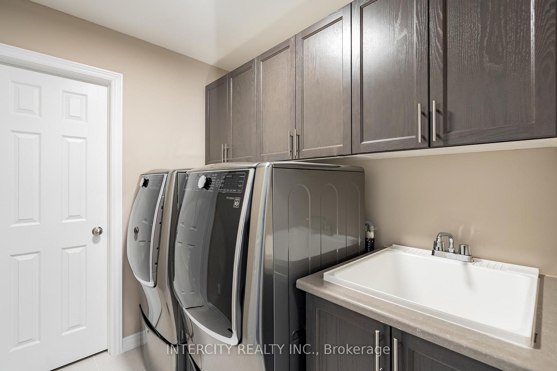 Photo 33 of 6 Flay Court, Innisfil, Cookstown — HOMEH