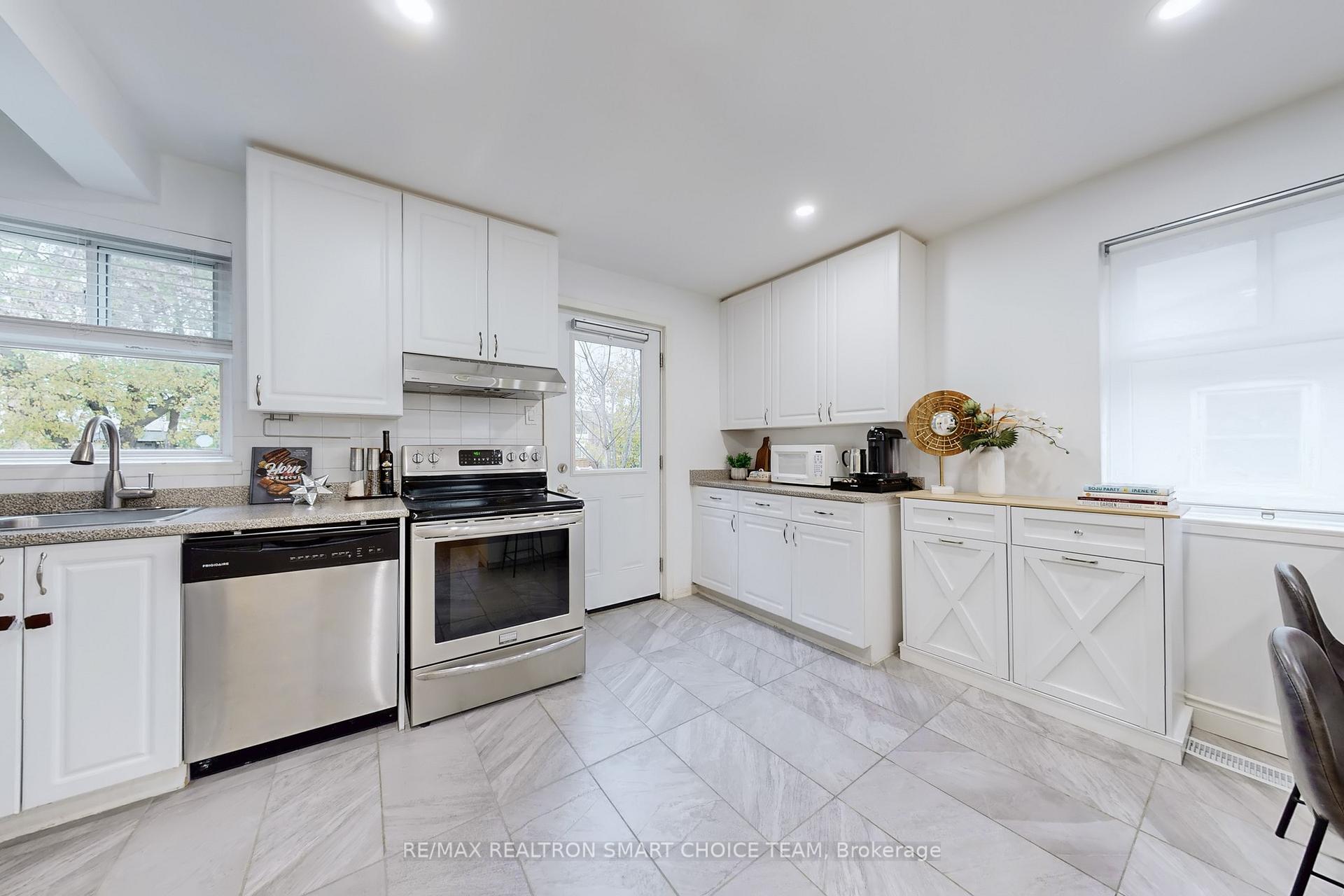 Photo 8 of 783 Birchmount Road, Scarborough, Ionview — HOMEH