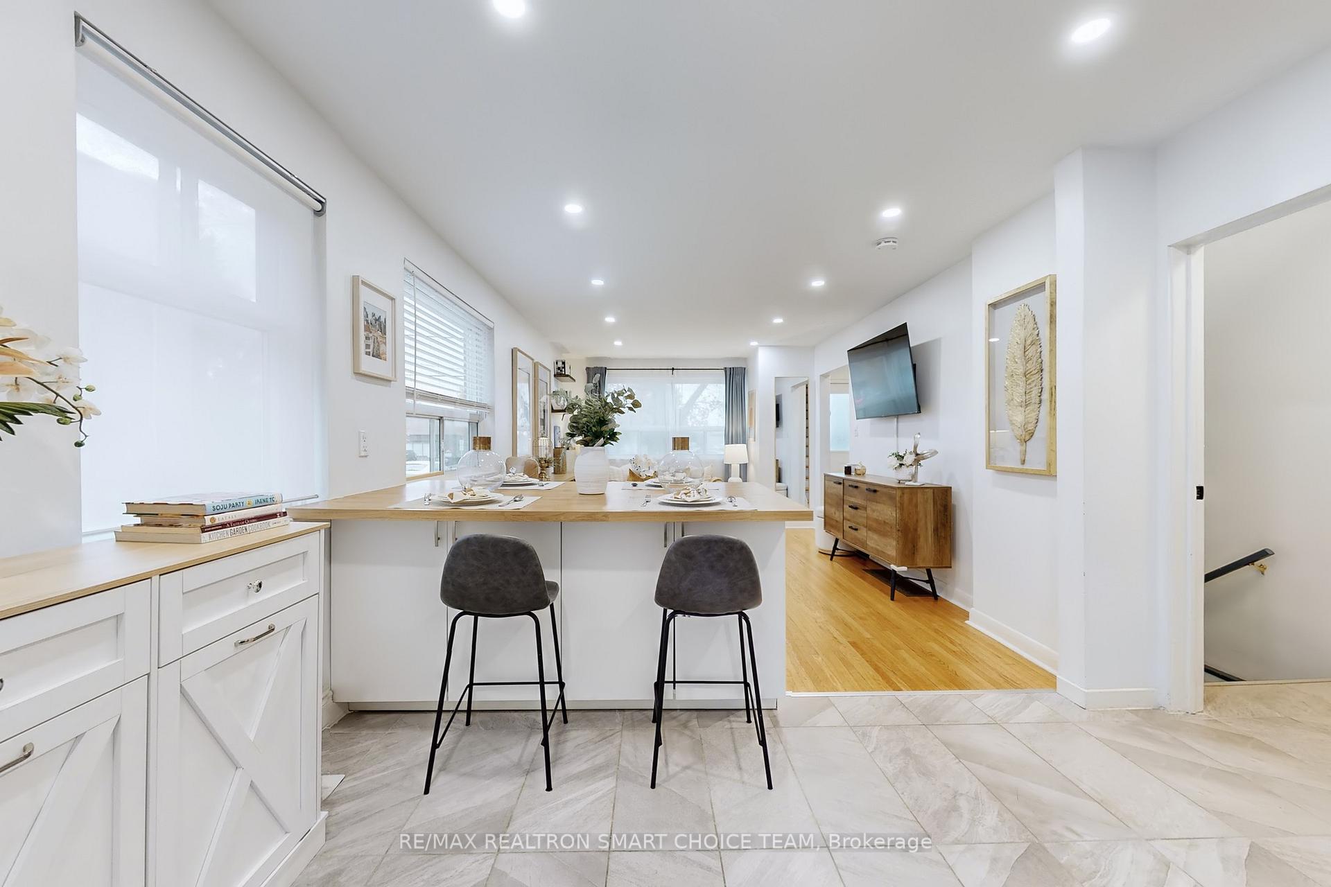Photo 11 of 783 Birchmount Road, Scarborough, Ionview — HOMEH