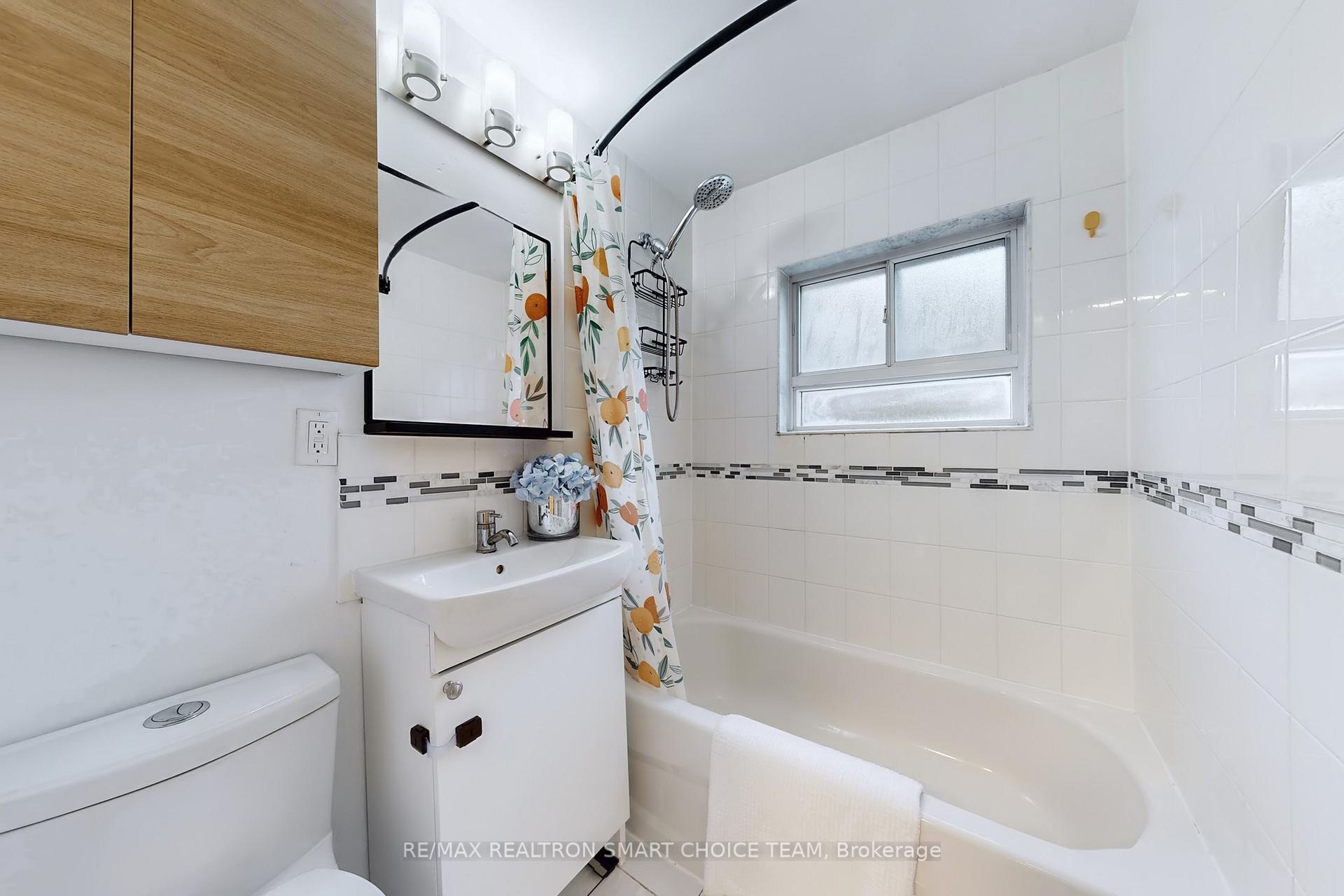 Photo 25 of 783 Birchmount Road, Scarborough, Ionview — HOMEH