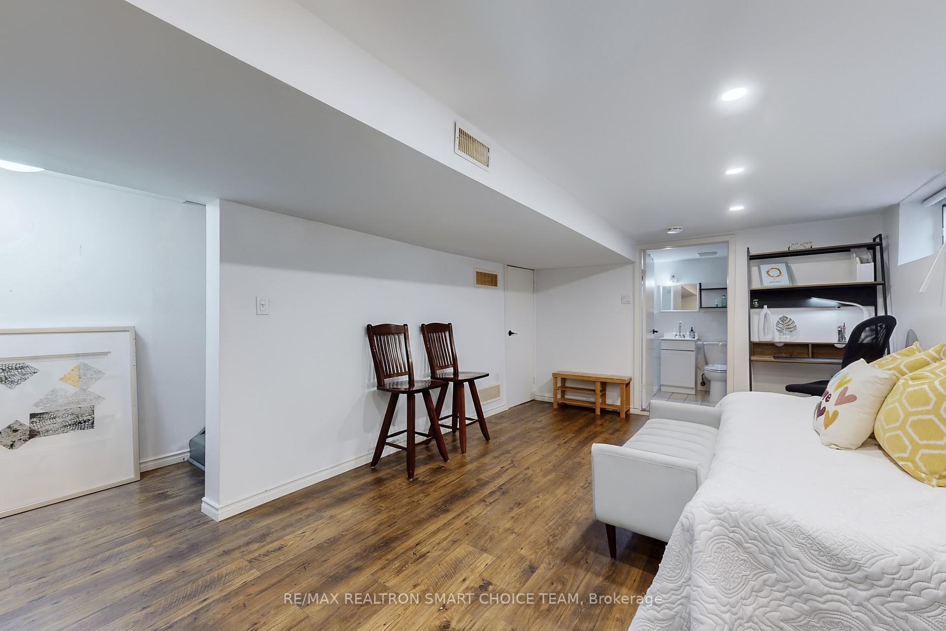 Photo 31 of 783 Birchmount Road, Scarborough, Ionview — HOMEH