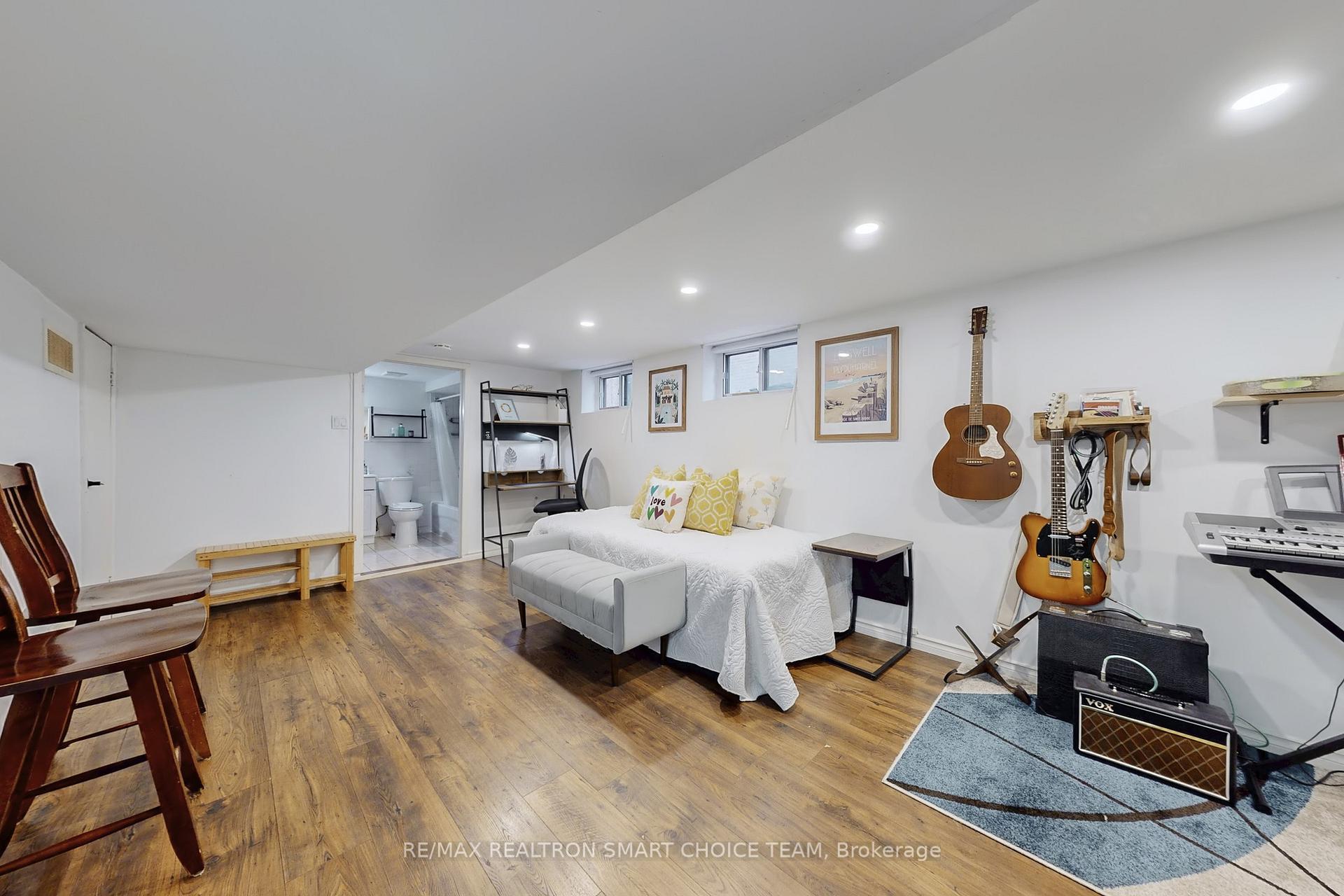 Photo 32 of 783 Birchmount Road, Scarborough, Ionview — HOMEH