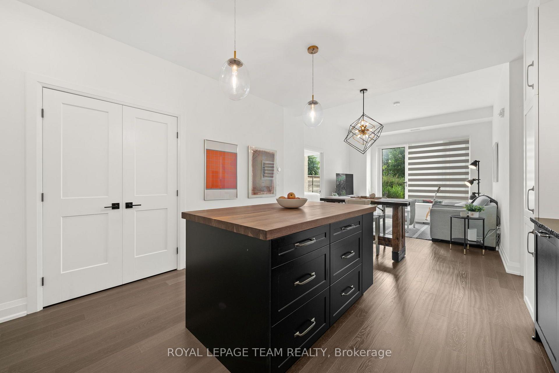 Photo 7 of Unit 103, 570 De Mazenod Avenue, Ottawa, Ottawa East — HOMEH