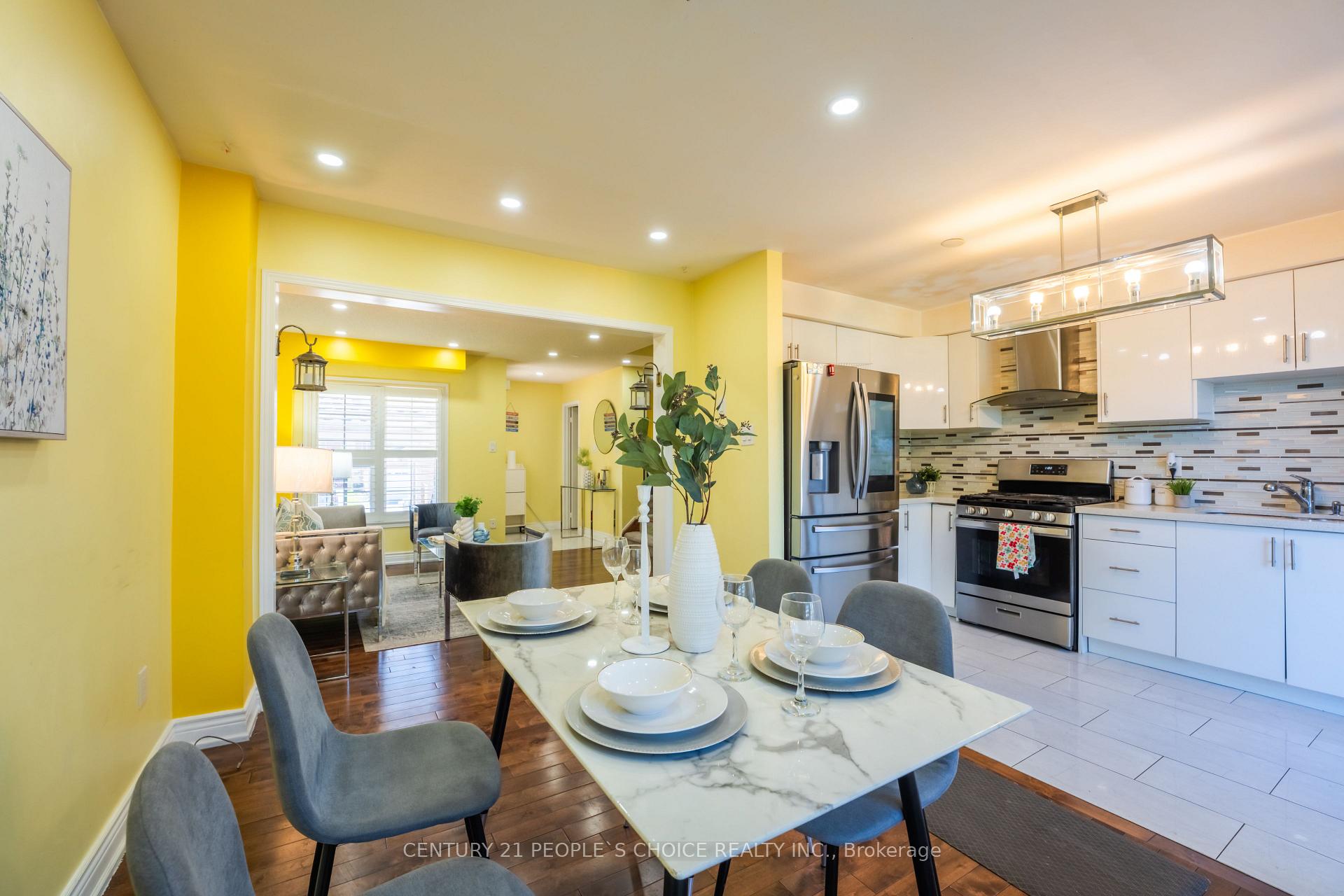 Photo 14 of 32 Summerdale Crescent, Brampton, Fletcher's Meadow — HOMEH
