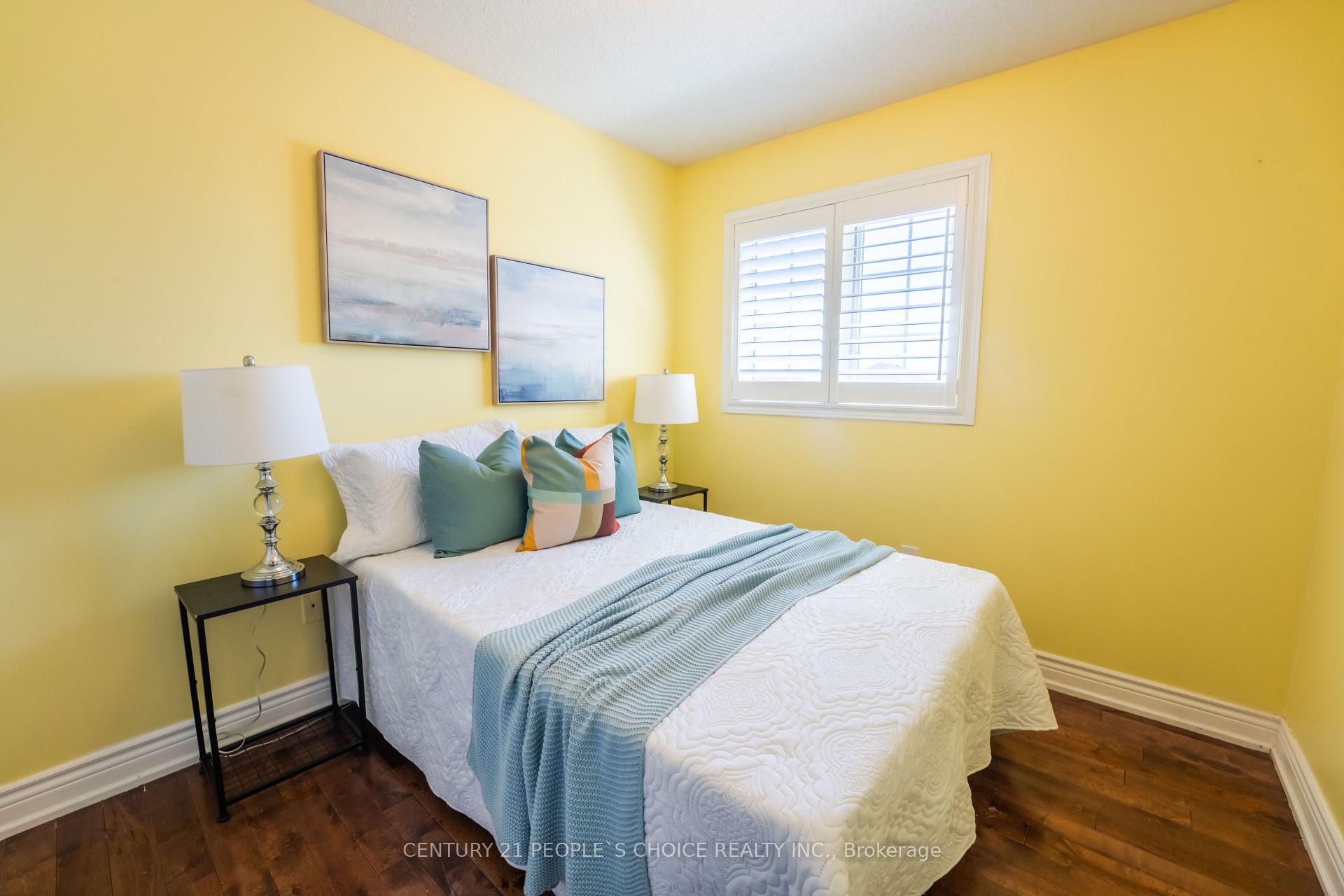 Photo 28 of 32 Summerdale Crescent, Brampton, Fletcher's Meadow — HOMEH