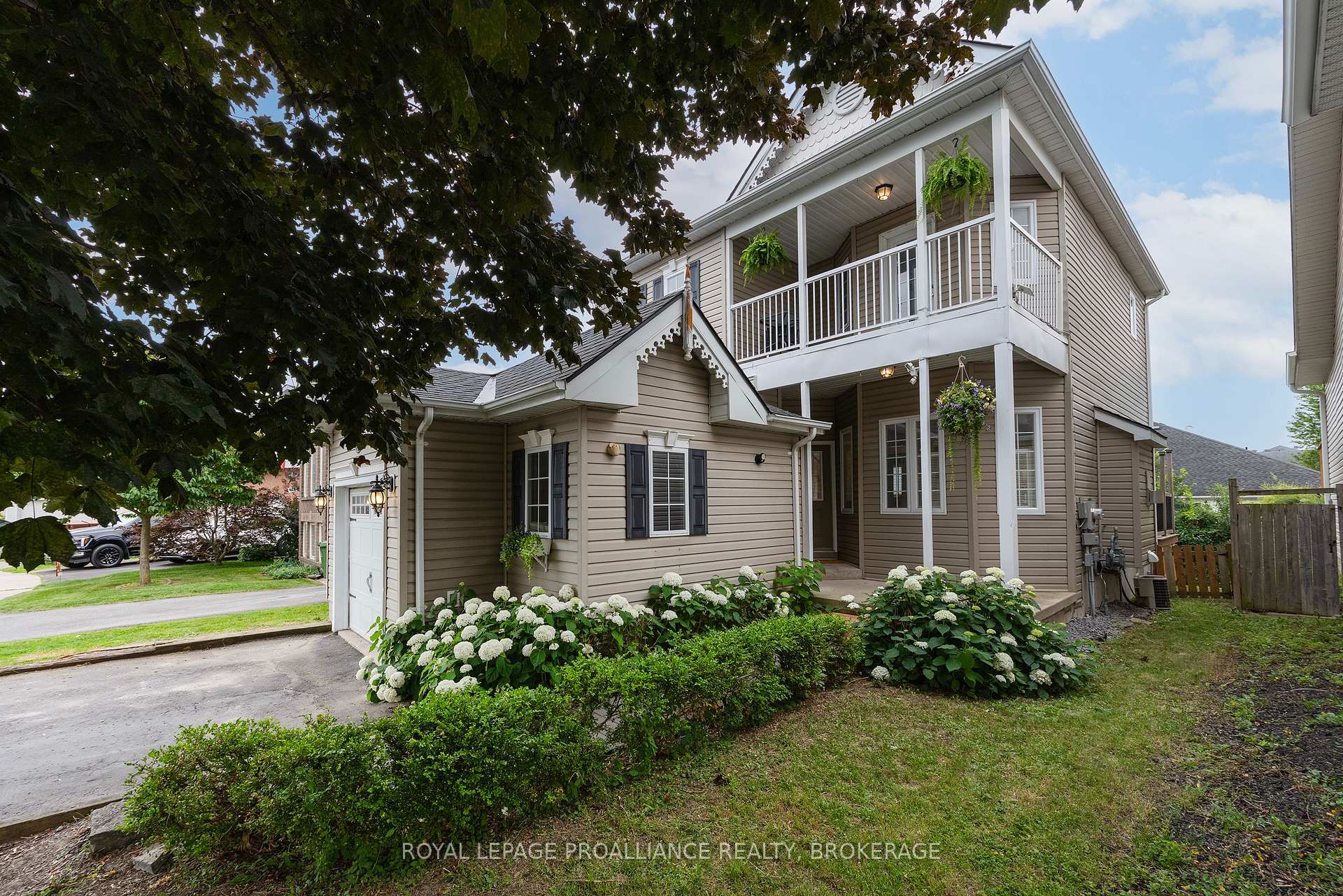 Photo 2 of 440 Conservatory Drive, Kingston, City SouthWest — HOMEH