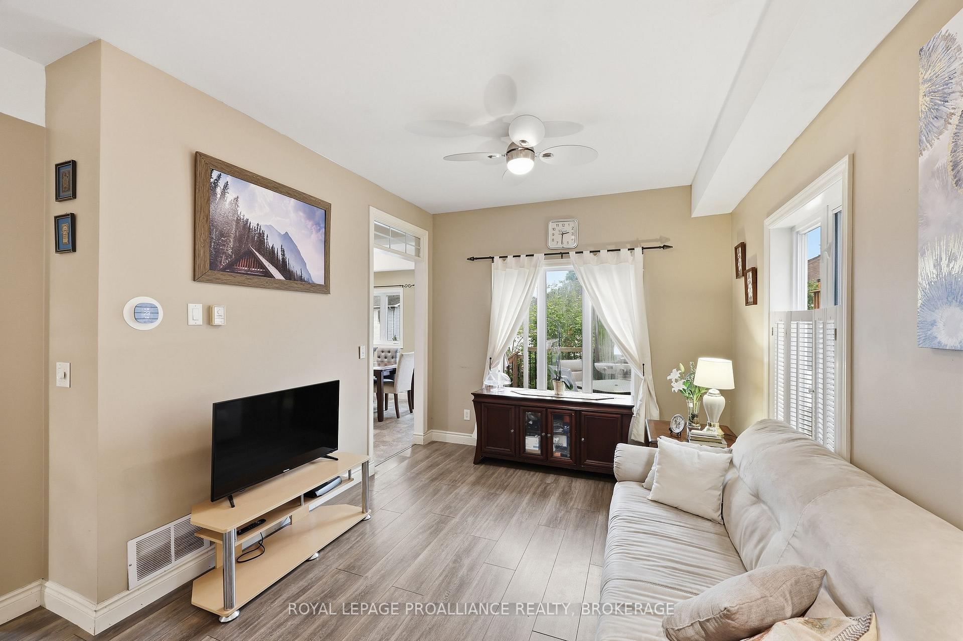 Photo 12 of 440 Conservatory Drive, Kingston, City SouthWest — HOMEH