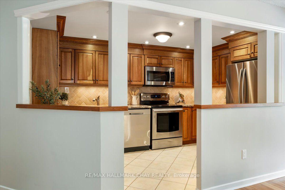 Photo 9 of Unit 202, 181 Collier Street, Barrie, City Centre — HOMEH