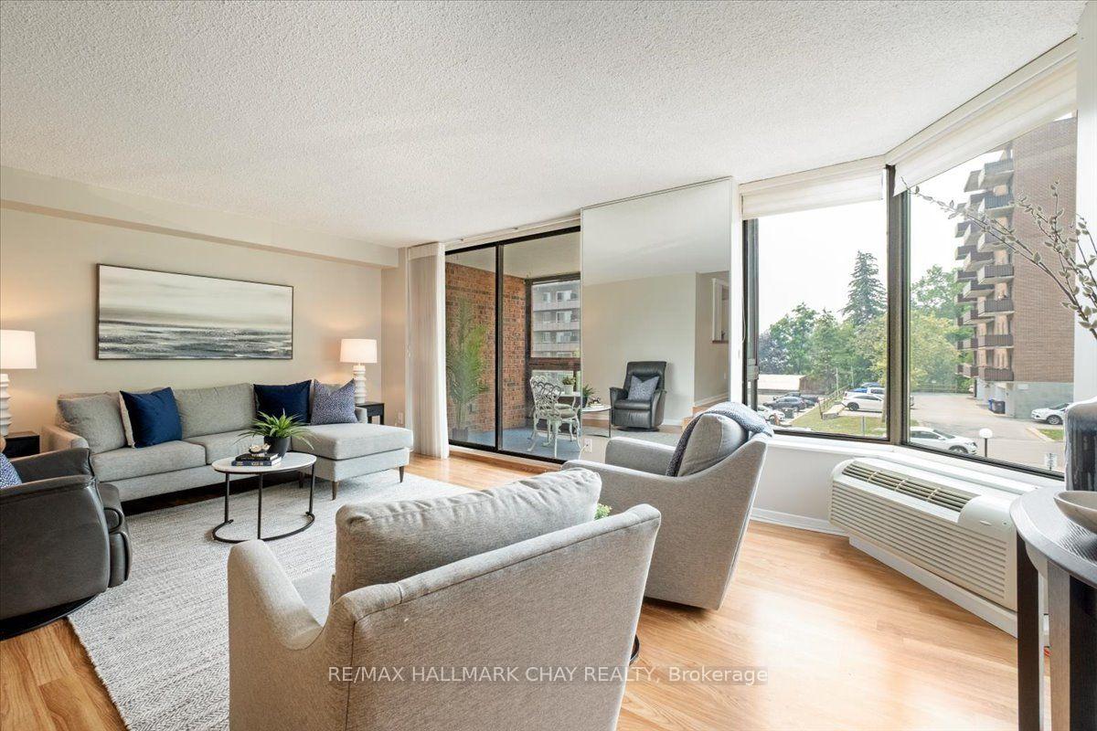 Photo 21 of Unit 202, 181 Collier Street, Barrie, City Centre — HOMEH