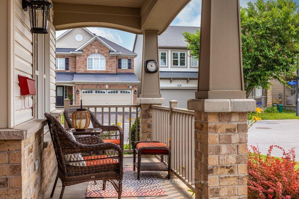 Photo 4 of 2423 Regatta Avenue, Ottawa, Barrhaven - Half Moon Bay — HOMEH