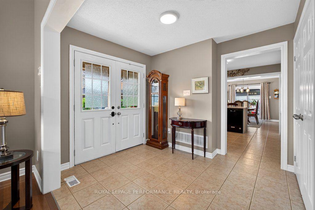 Photo 5 of 2423 Regatta Avenue, Ottawa, Barrhaven - Half Moon Bay — HOMEH