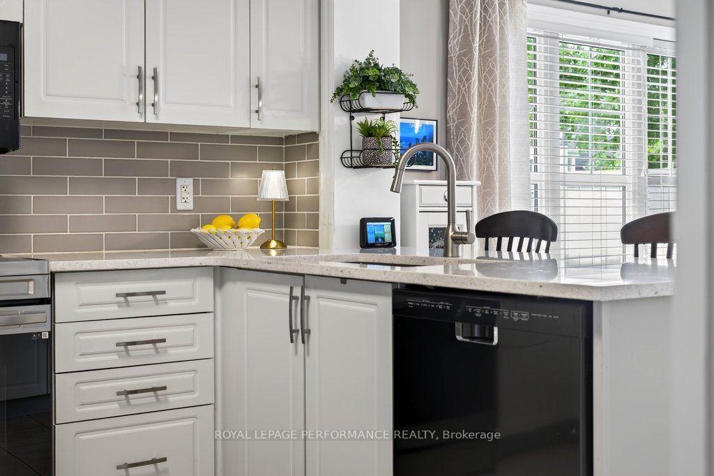 Photo 14 of 2423 Regatta Avenue, Ottawa, Barrhaven - Half Moon Bay — HOMEH