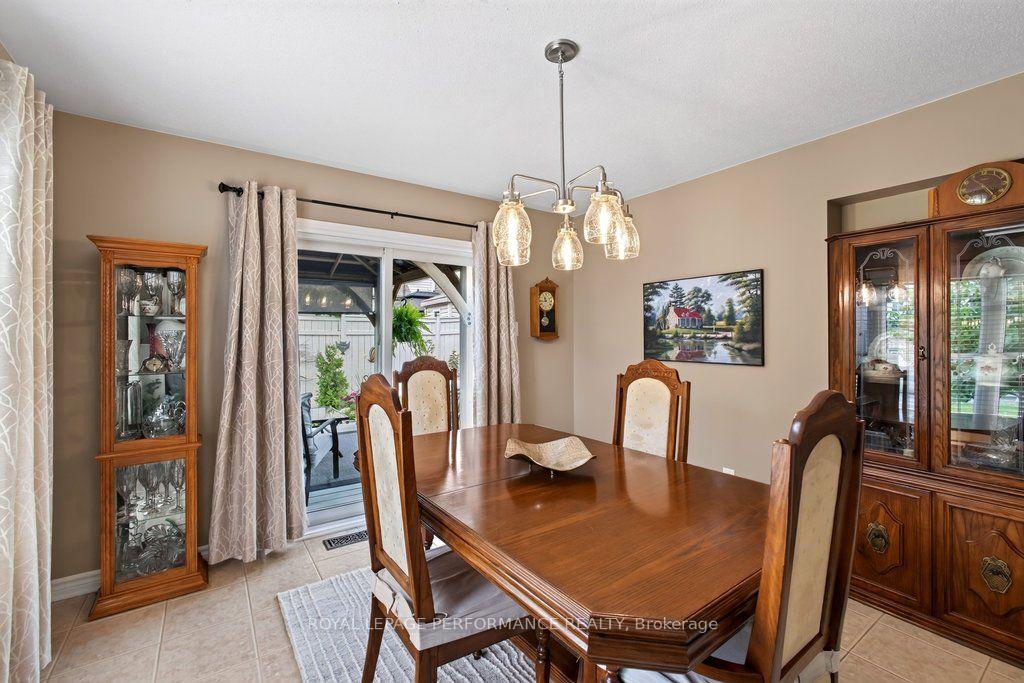 Photo 19 of 2423 Regatta Avenue, Ottawa, Barrhaven - Half Moon Bay — HOMEH