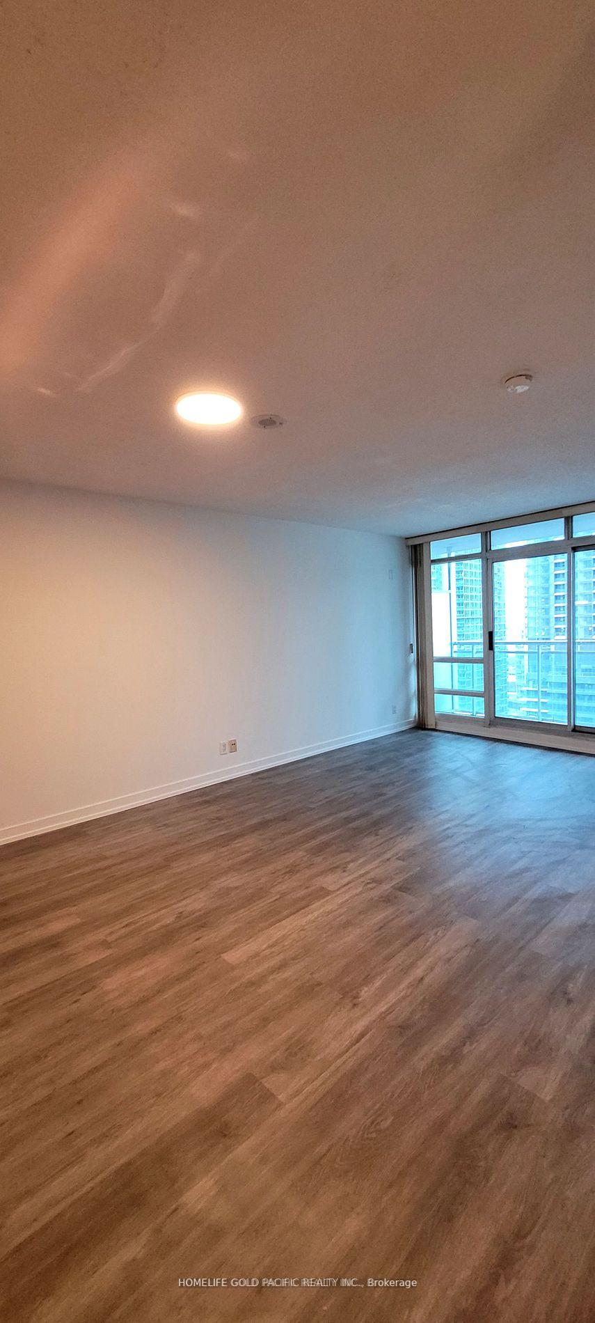 Photo 7 of Unit 2112, 397 Front Street W, Toronto, Waterfront Communities — HOMEH