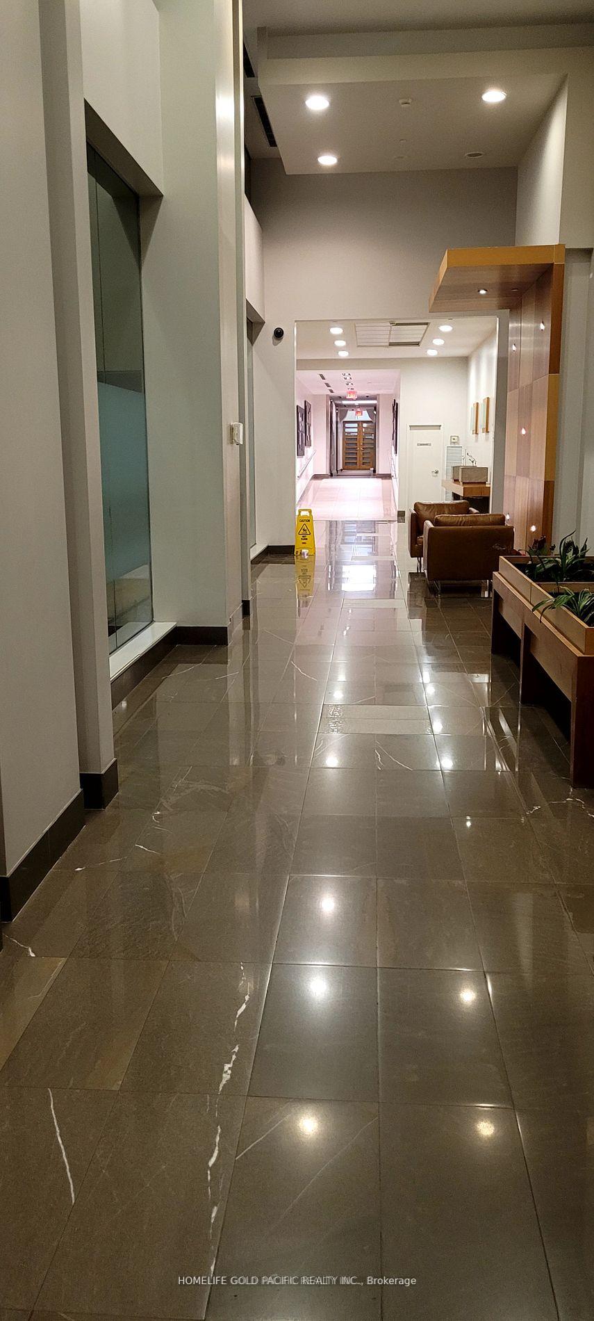 Photo 10 of Unit 2112, 397 Front Street W, Toronto, Waterfront Communities — HOMEH